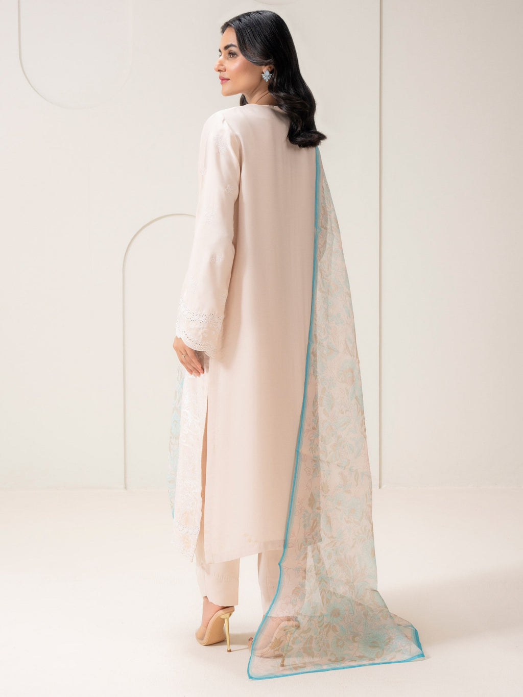 3 Piece Silk Suit-Embroidered (Pret)