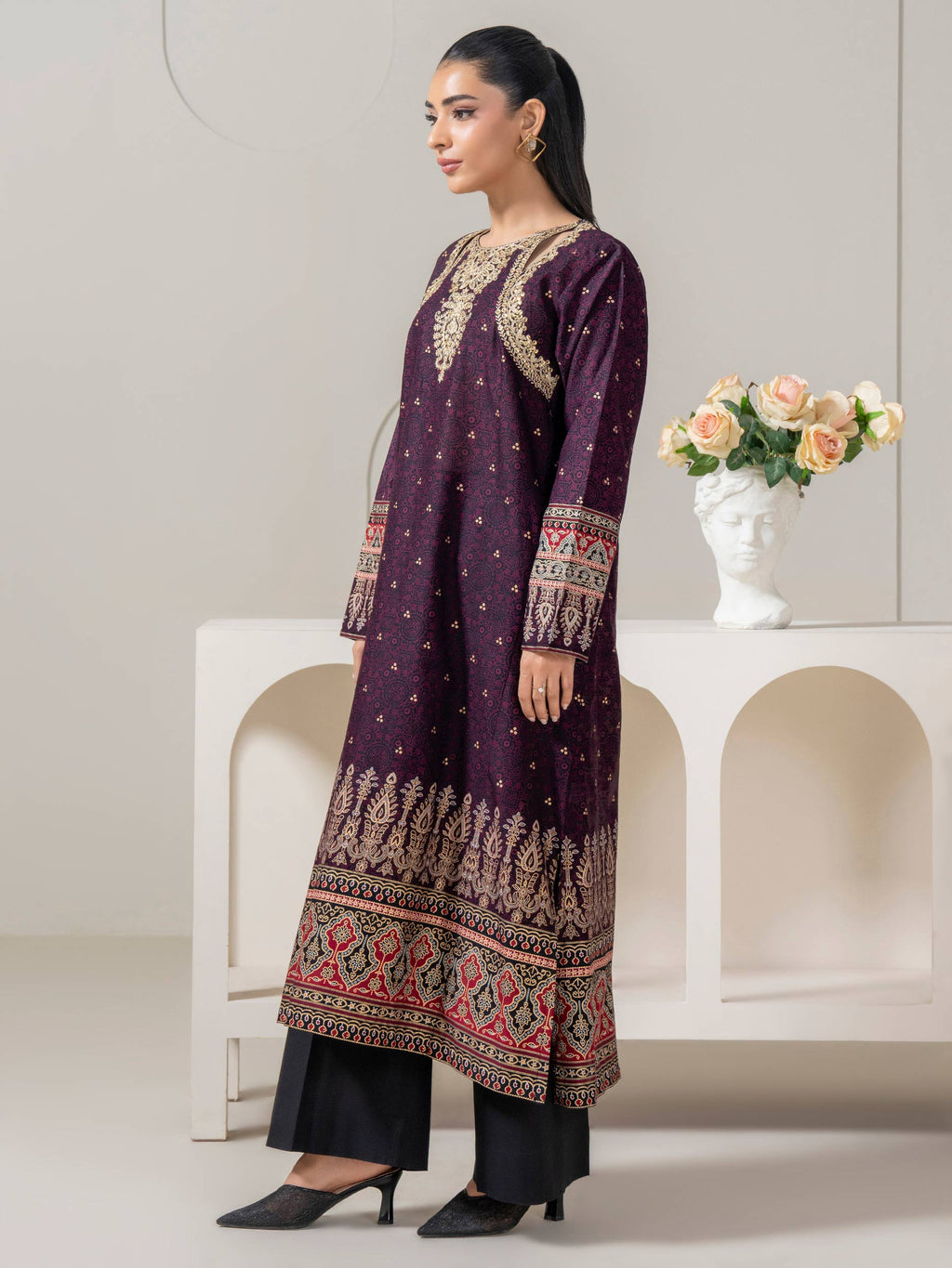 Lawn Pishwas-Embroidered (Pret)