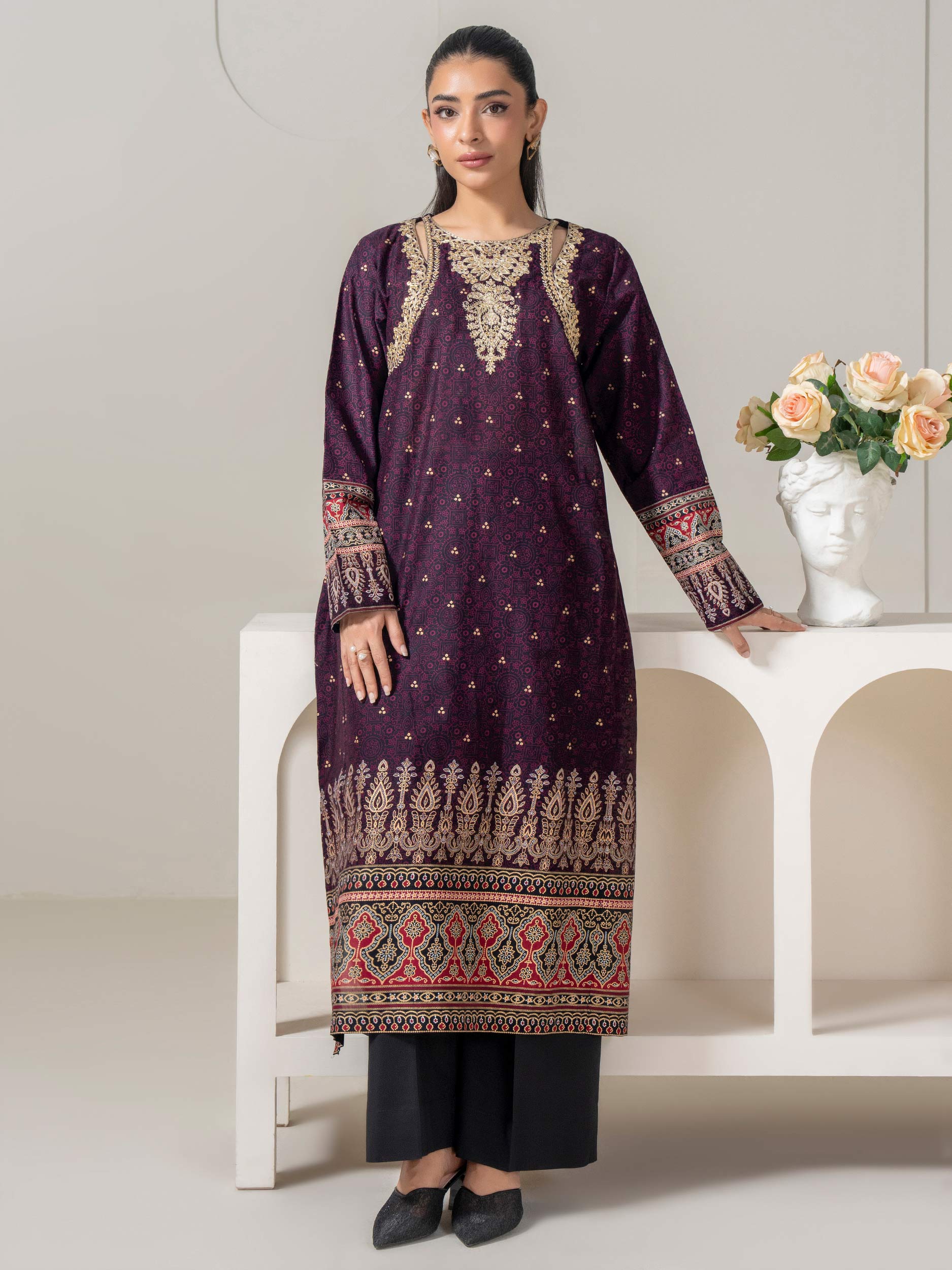 Lawn Pishwas-Embroidered (Pret)