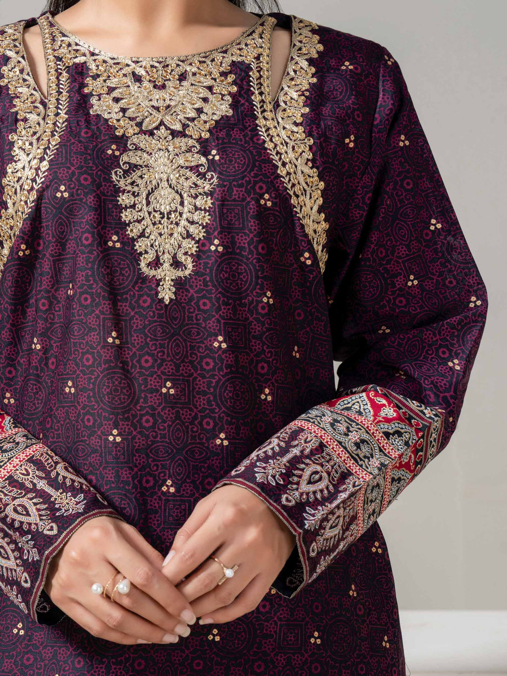 Lawn Pishwas-Embroidered (Pret)