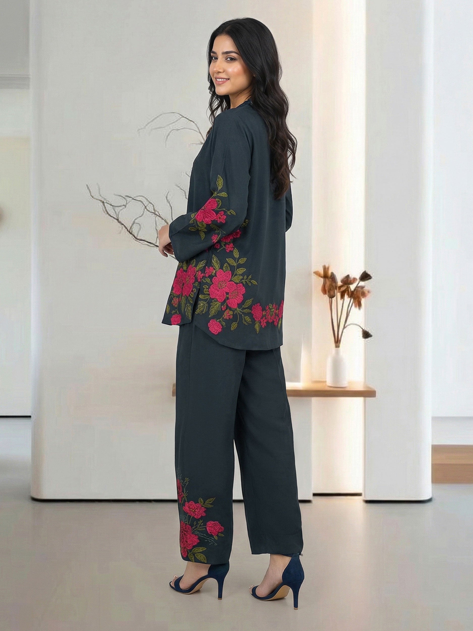 Grip Co-ord Set- Embroidered