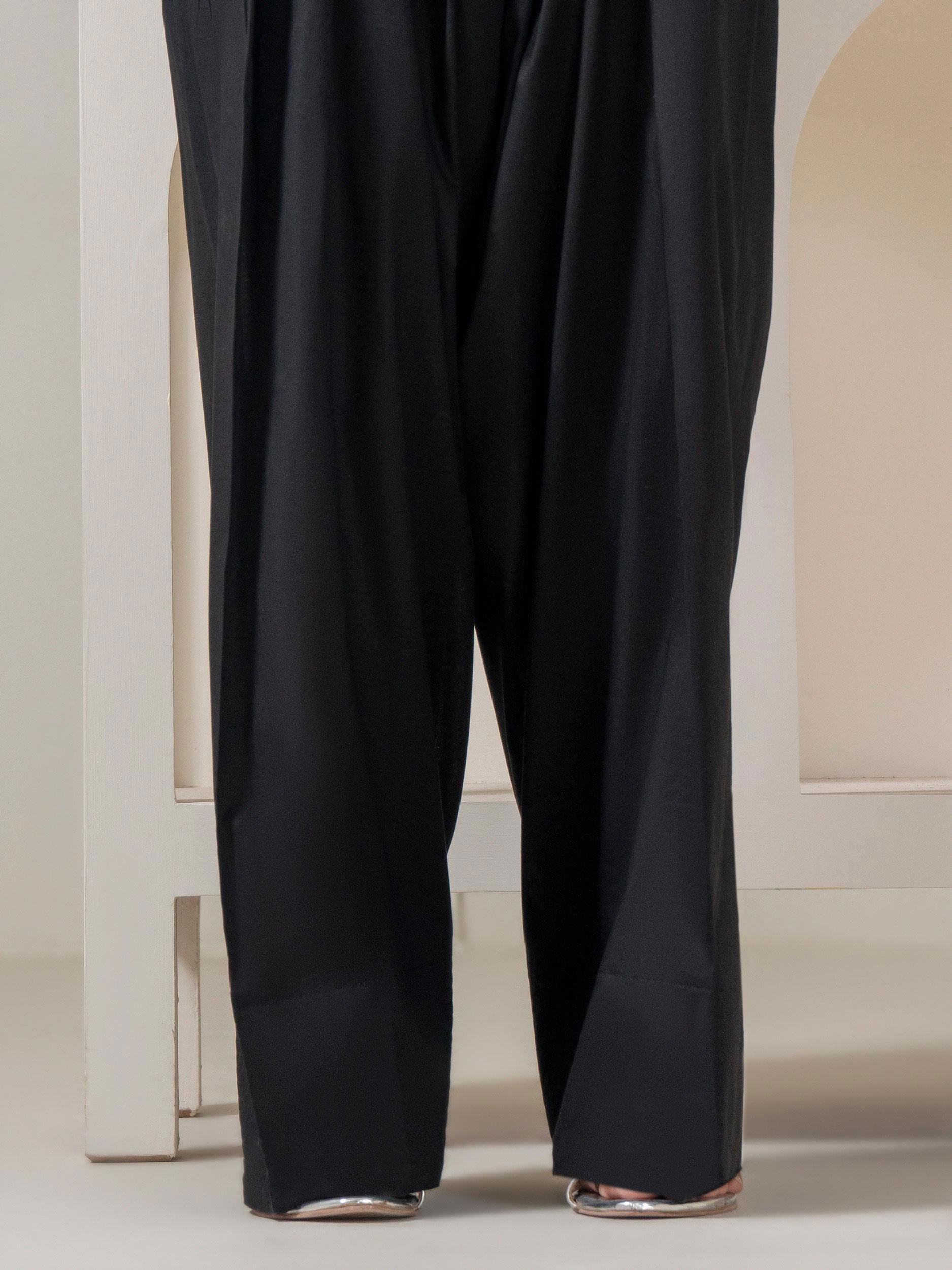 Cambric Shalwar (Pret)