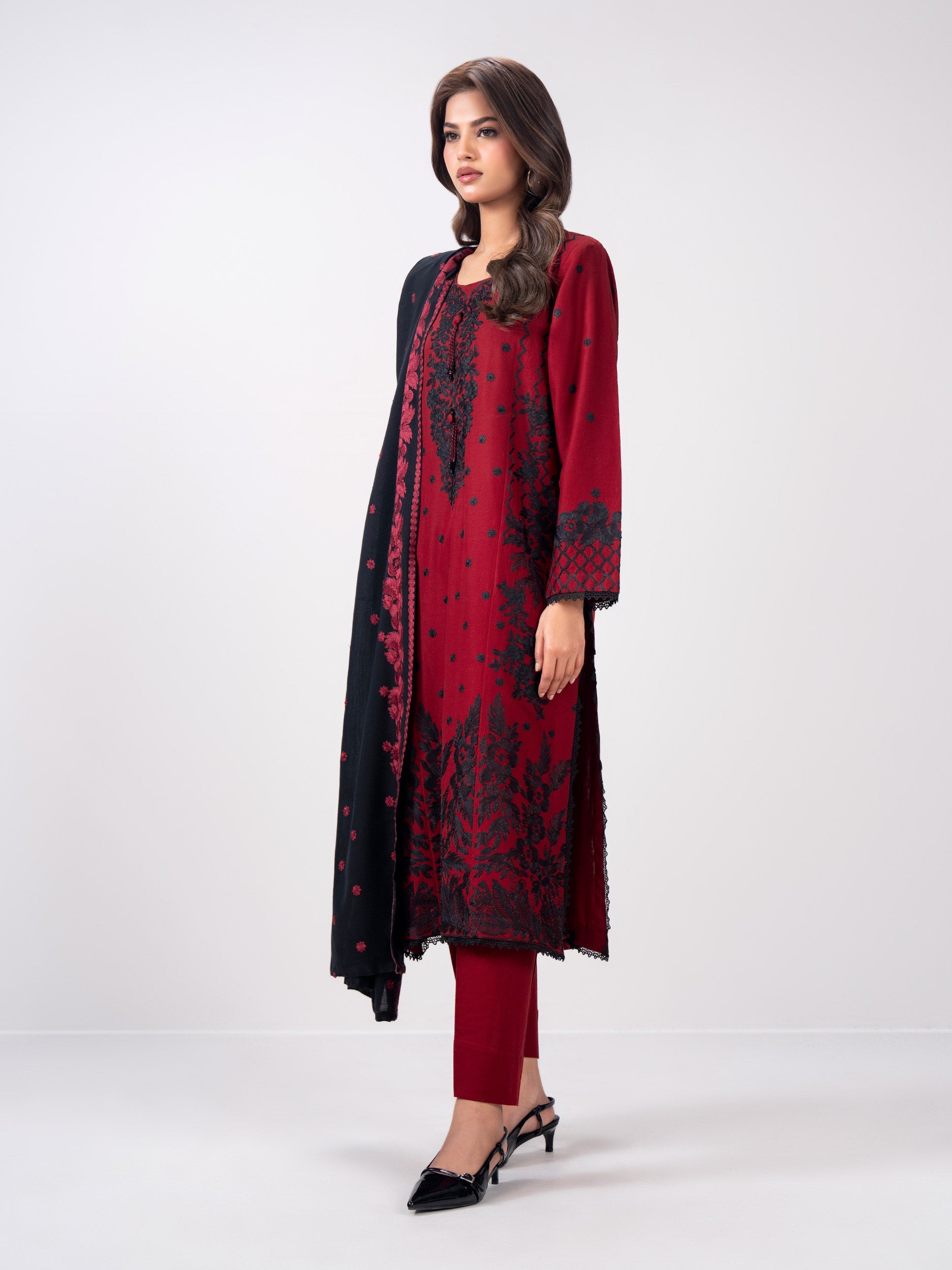 3 Piece Khaddar Suit- Embroidered (Pret)