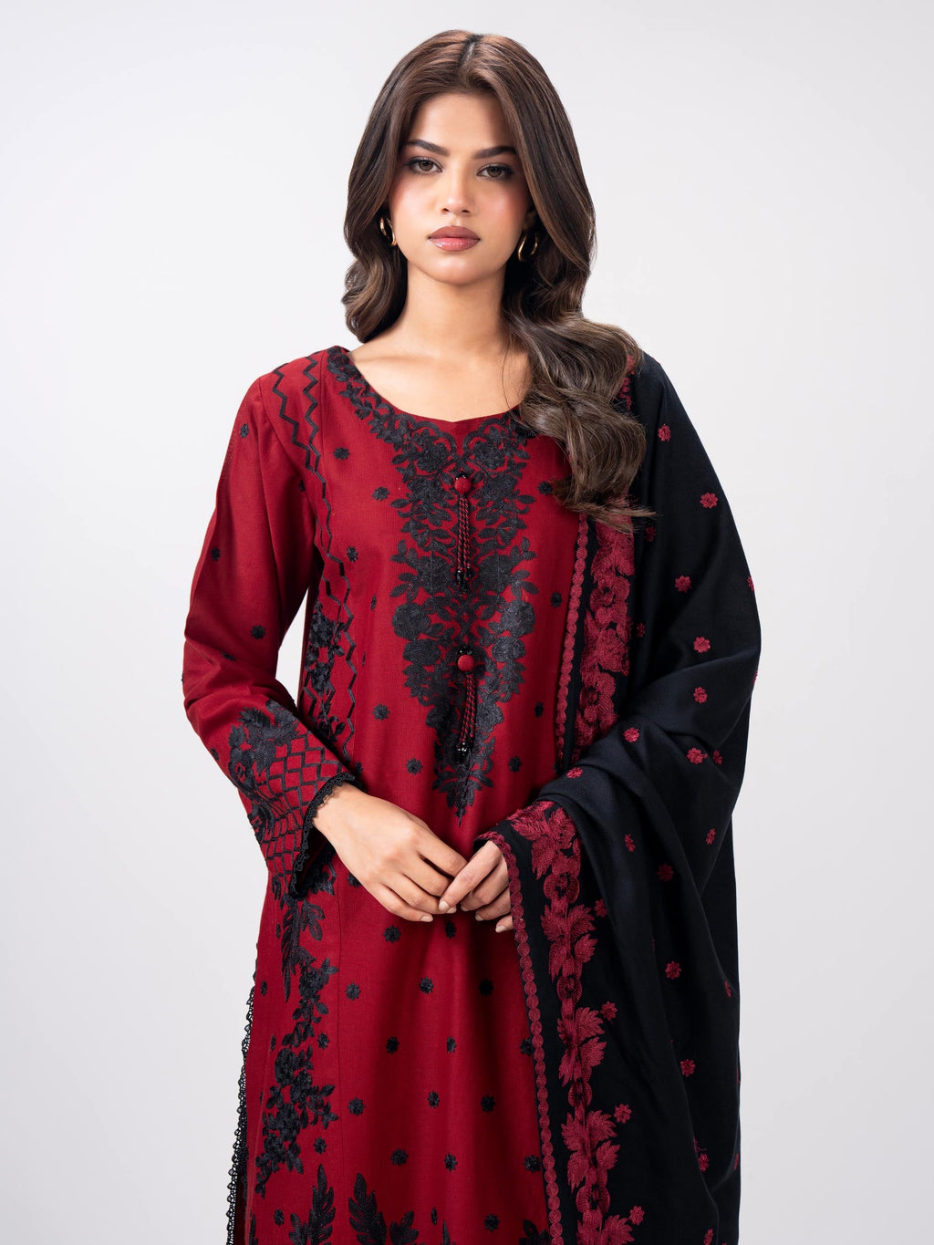 3 Piece Khaddar Suit- Embroidered (Pret)