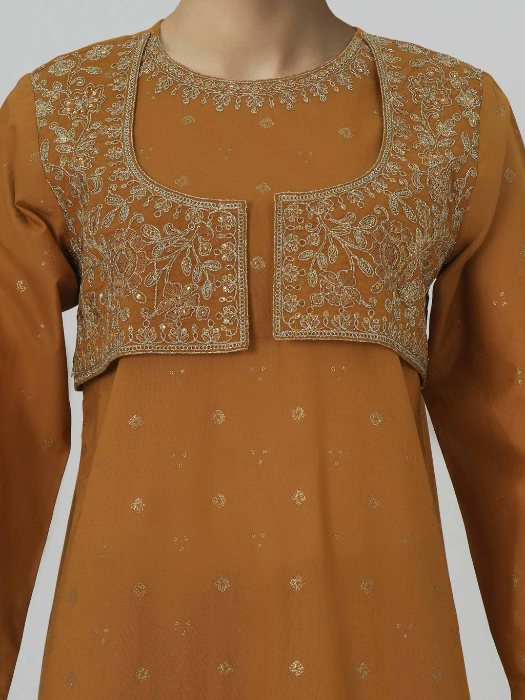 3 Piece Lawn Suit- Embroidered (Pret)