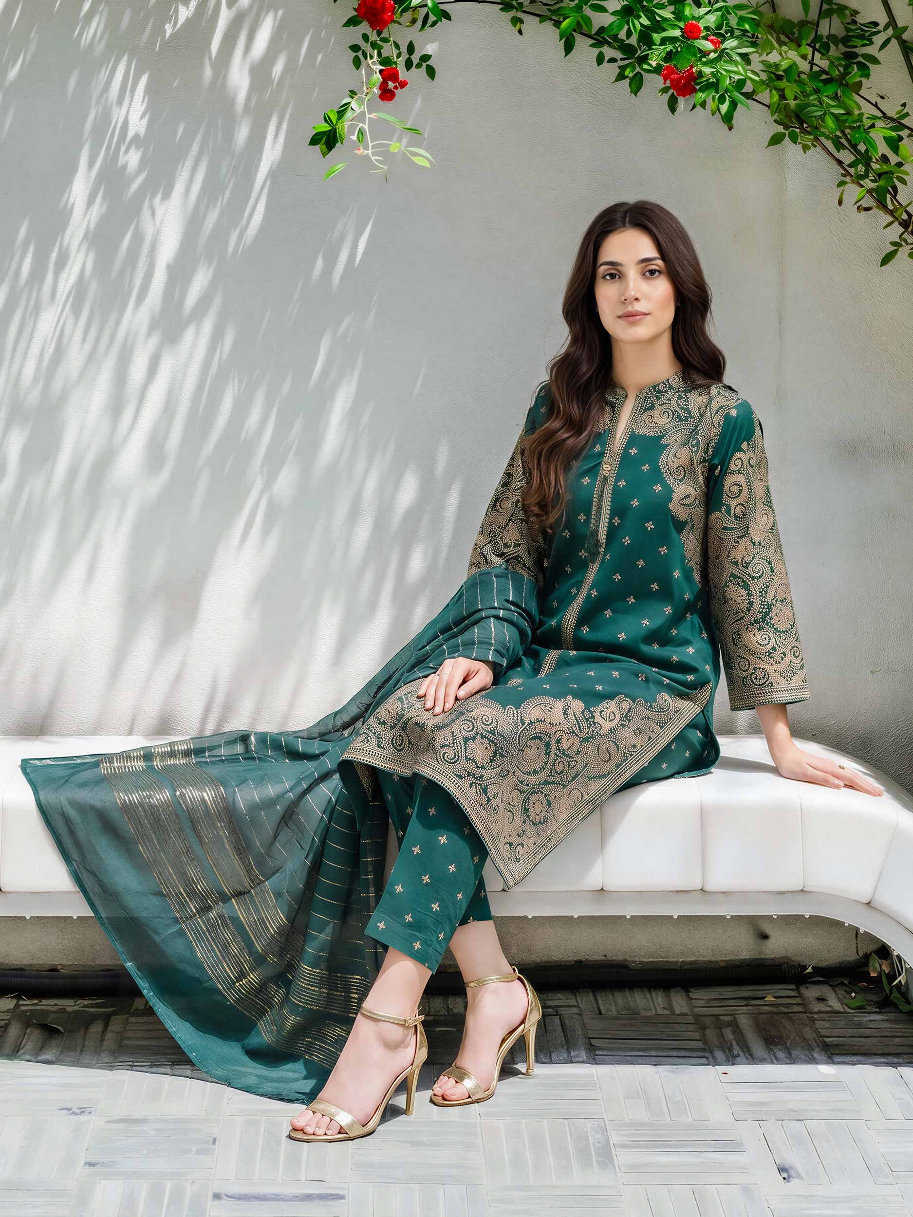 3 Piece Lawn Suit (Pret)