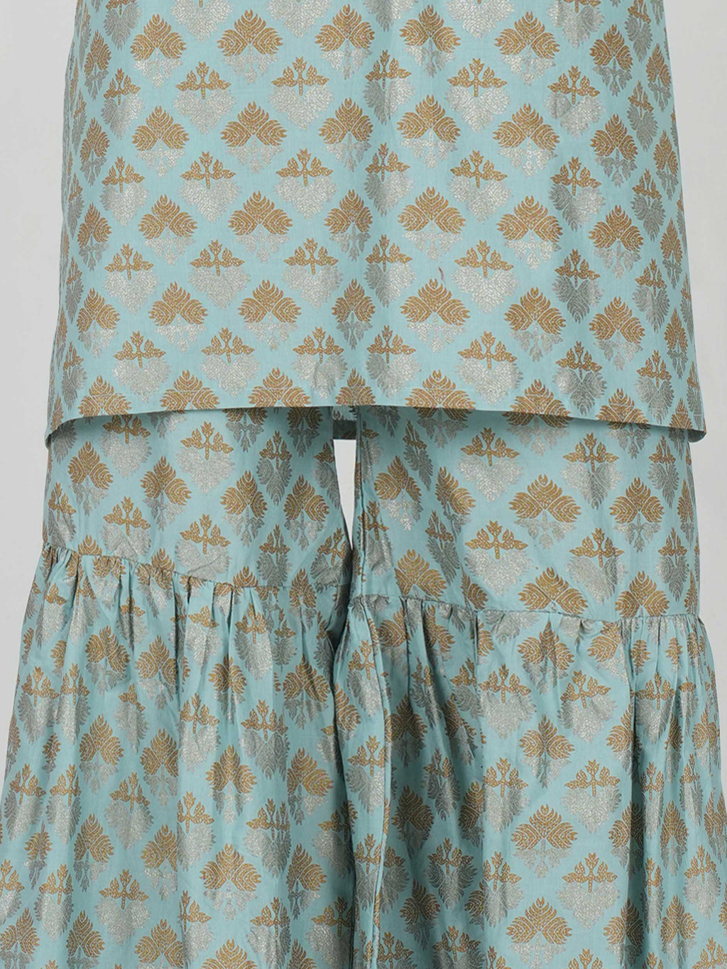 2 Piece Lawn Suit- Embroidered (Pret)