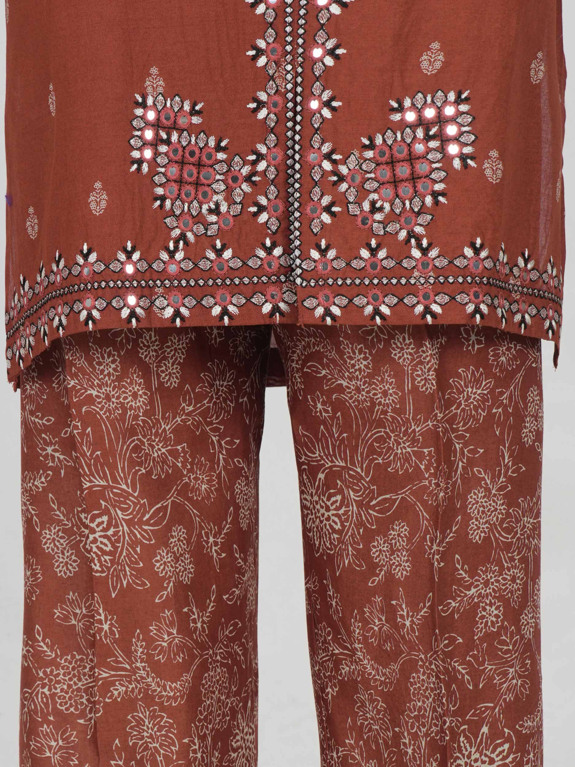 Lawn Co-ord set- Embroidered