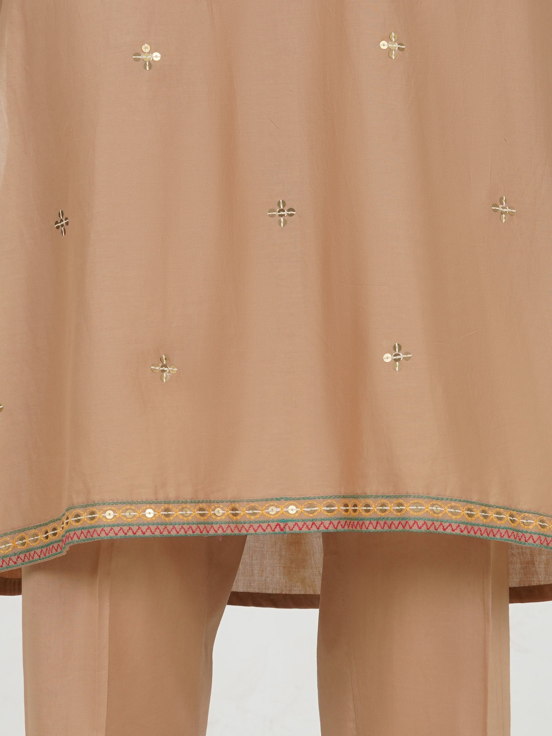 2 Piece Lawn Suit- Embroidered (Pret)
