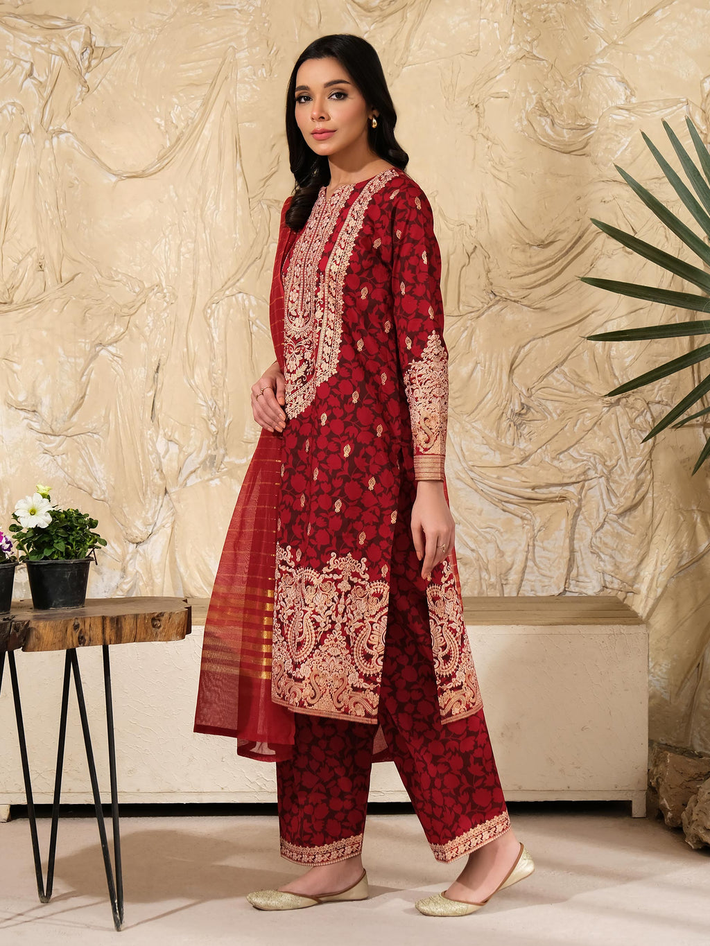 3 Piece Lawn Suit (Pret)