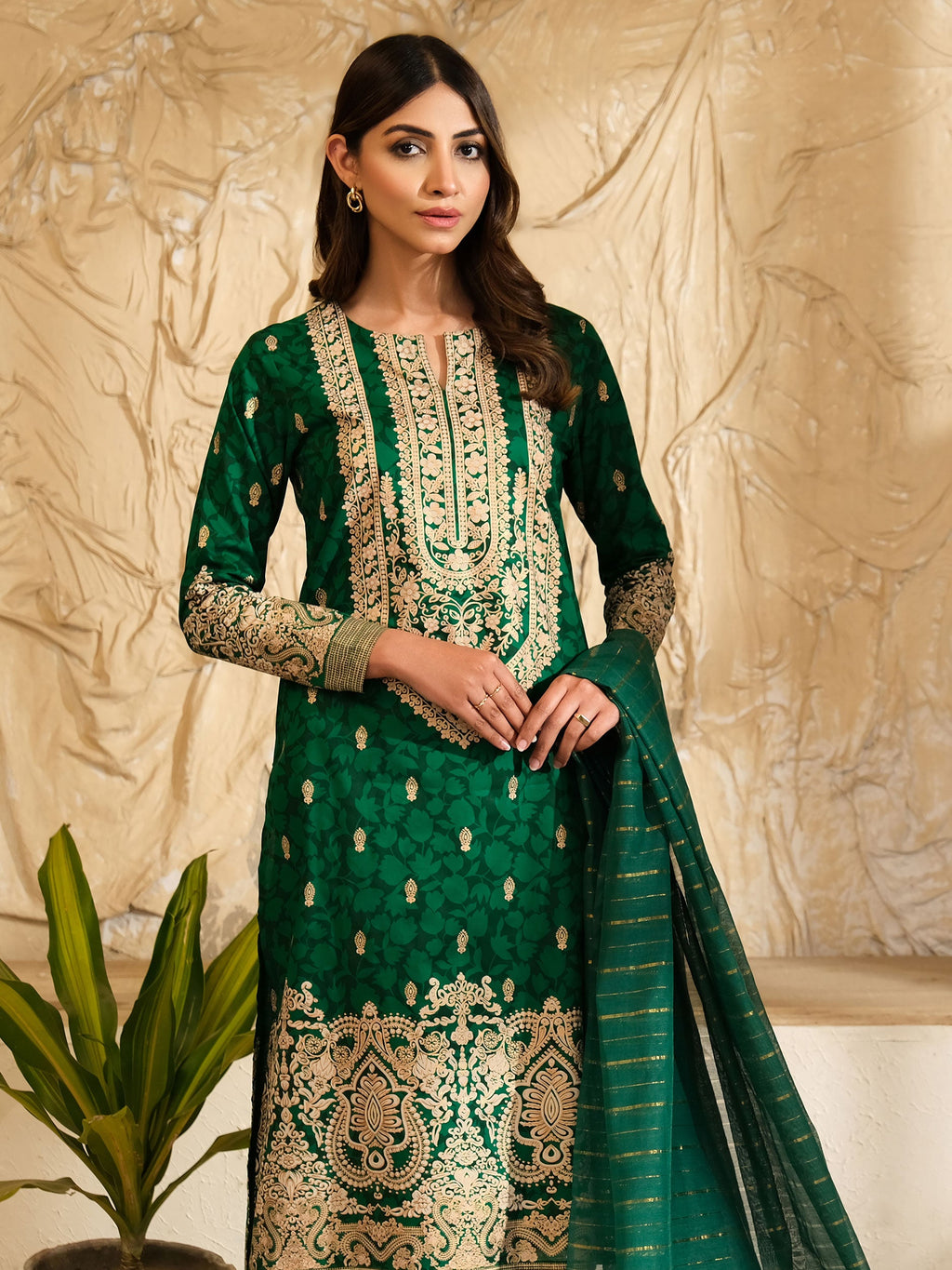 3 Piece Lawn Suit (Pret)