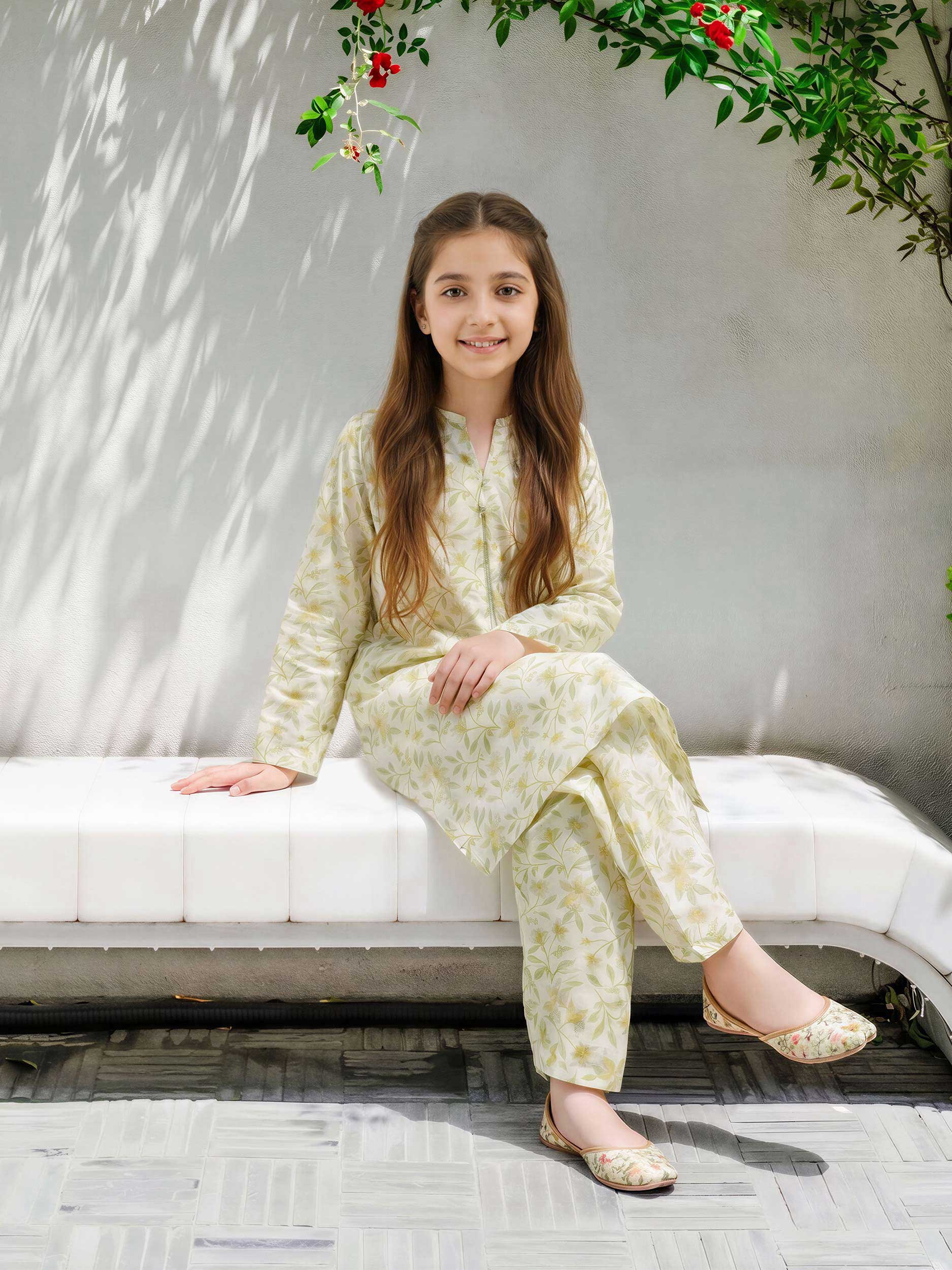 2 Piece Lawn Suit (Pret)