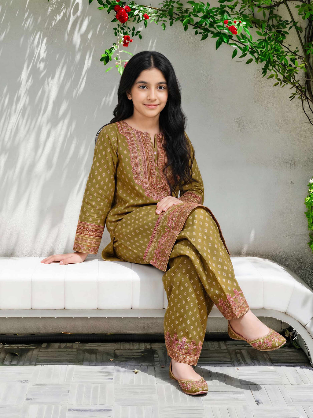 2 Piece Lawn Suit- Embroidered (Pret)