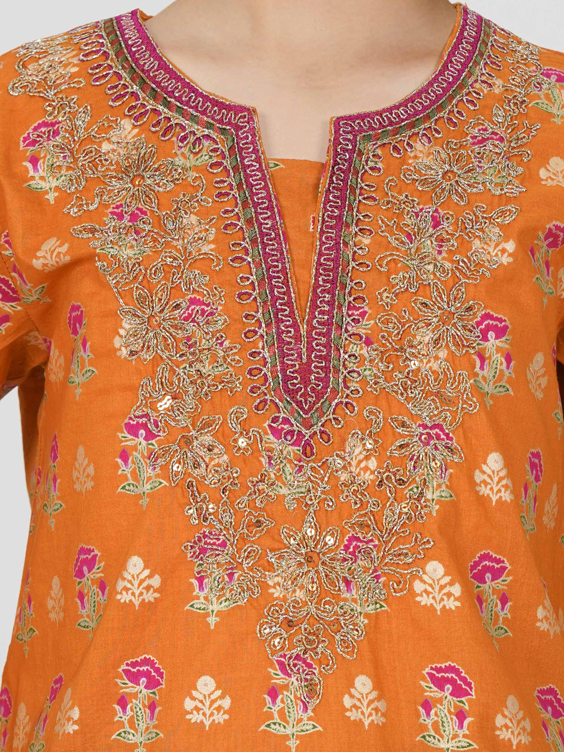 2 Piece Lawn Suit- Embroidered (Pret)