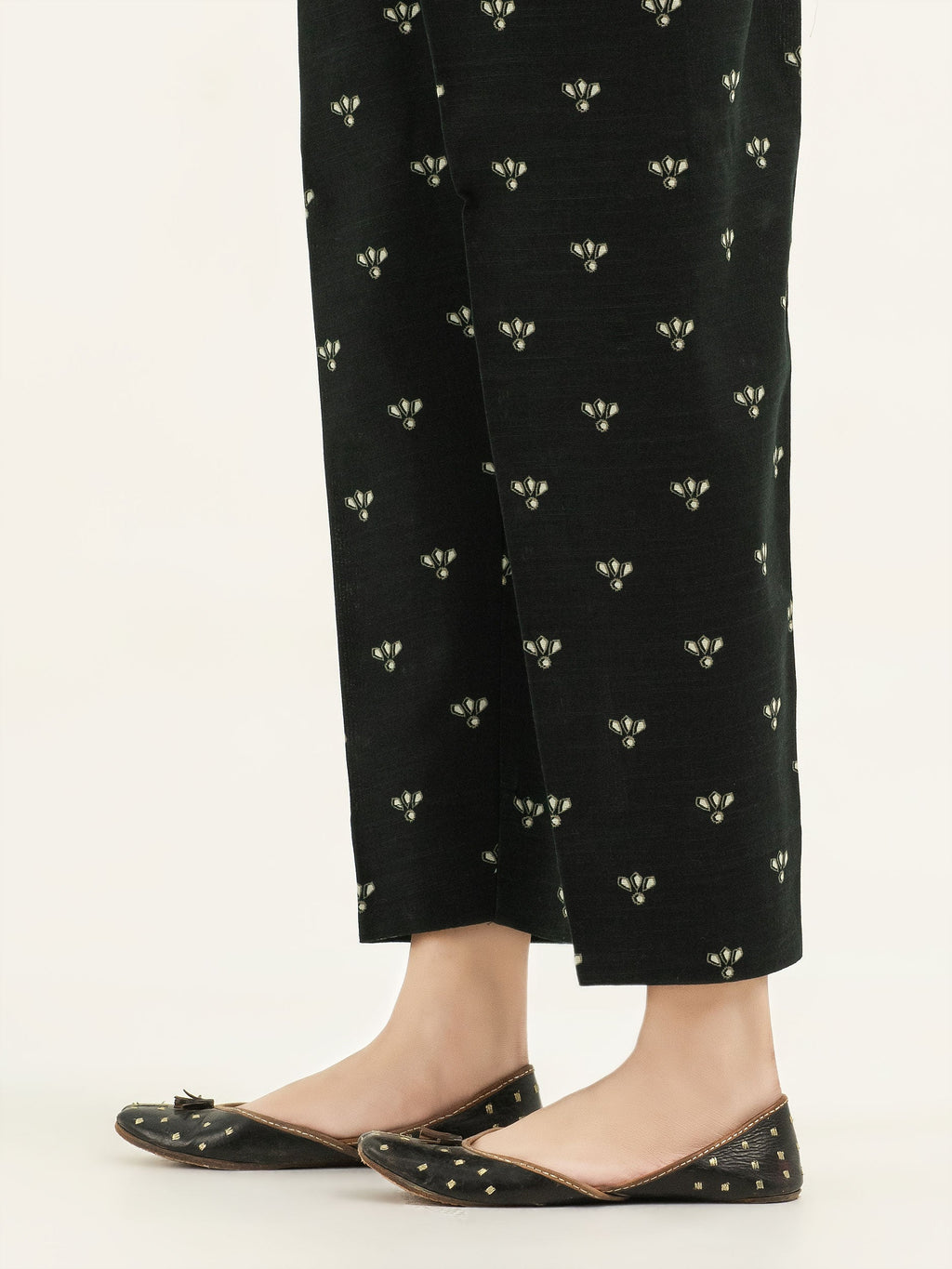 Khaddar Trousers (Pret)
