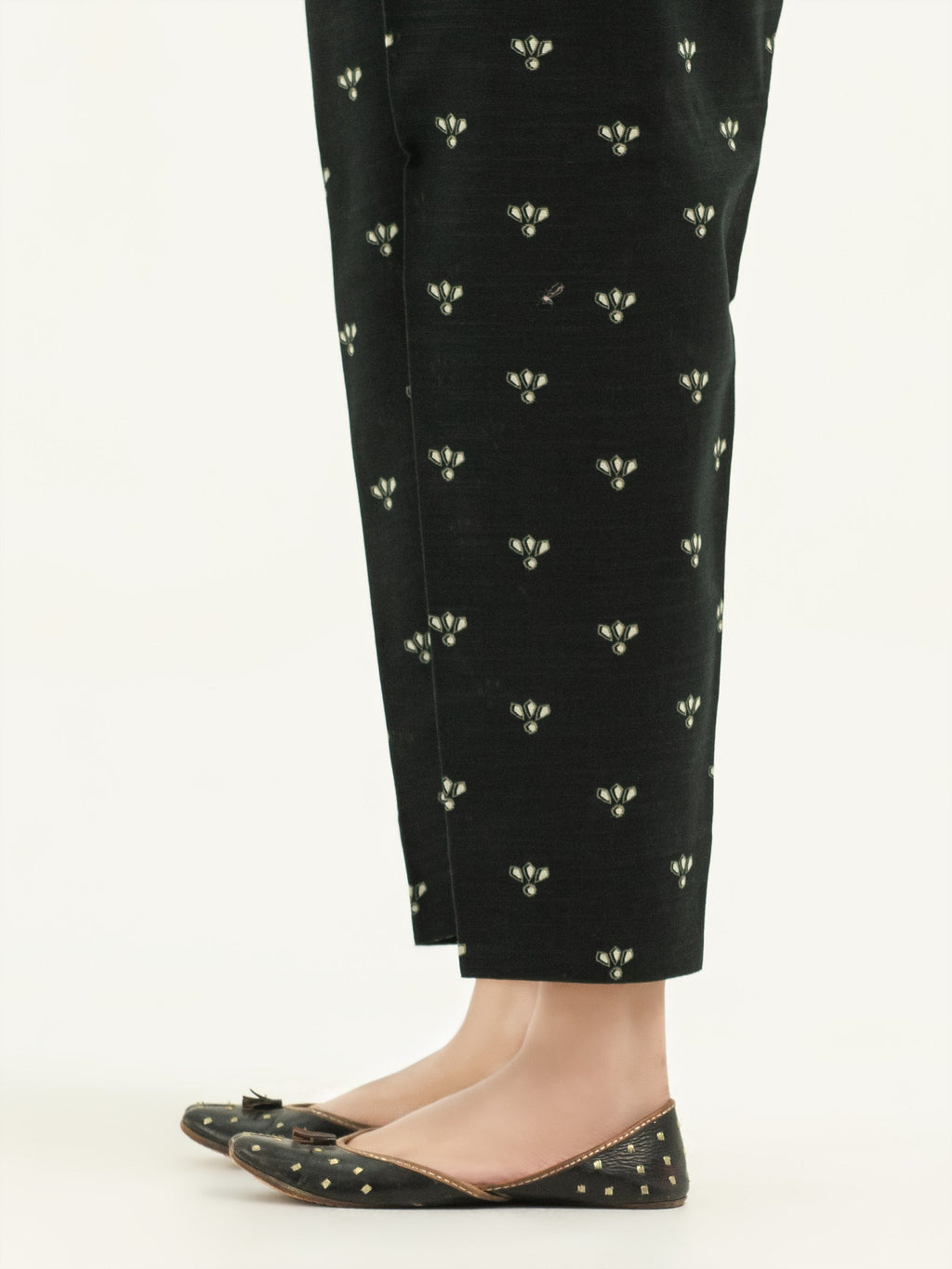 Khaddar Trousers (Pret)