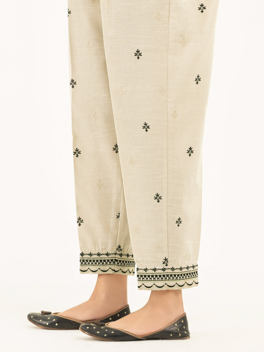 Khaddar Trousers-Embroidered (Pret)