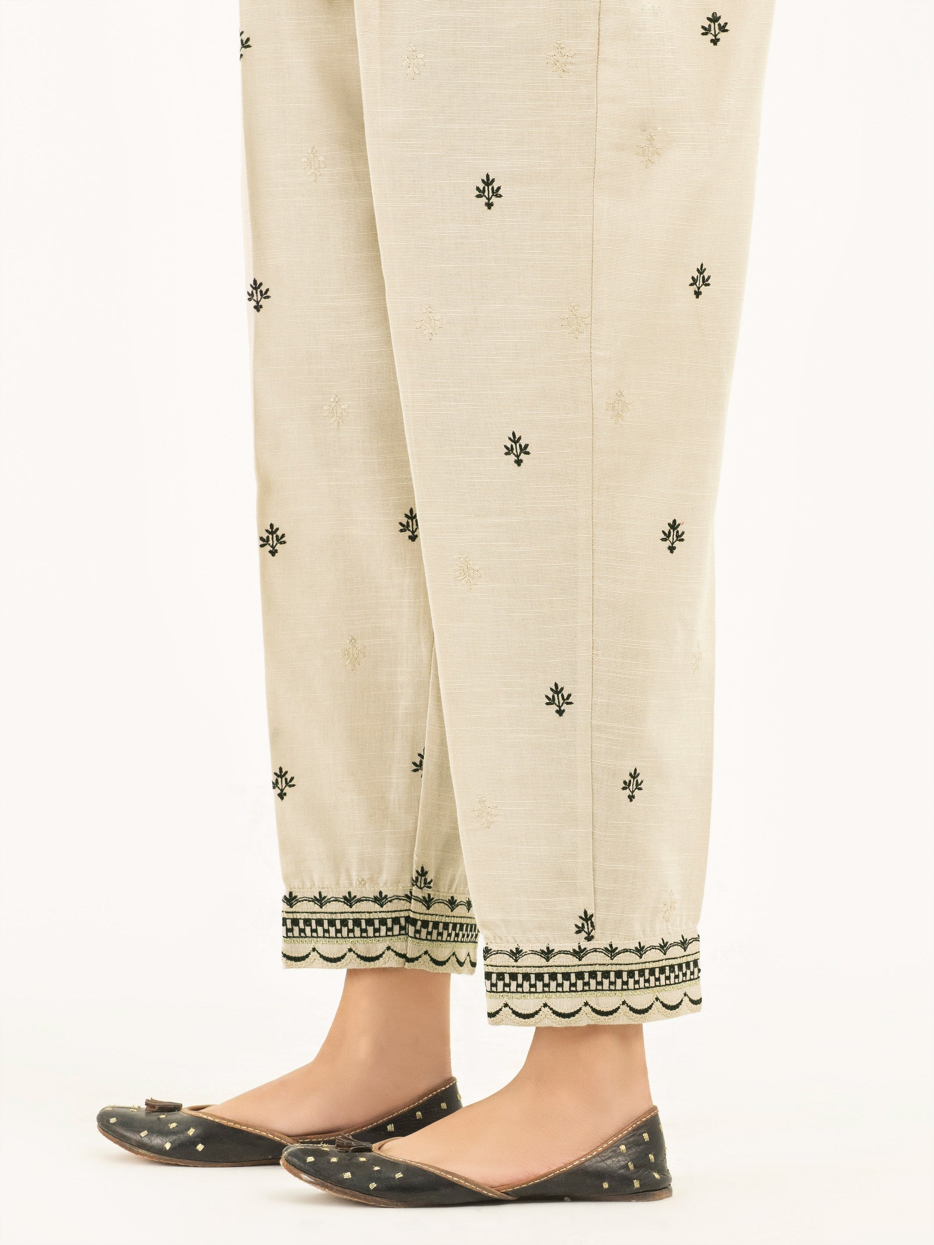 Khaddar Trousers-Embroidered (Pret)