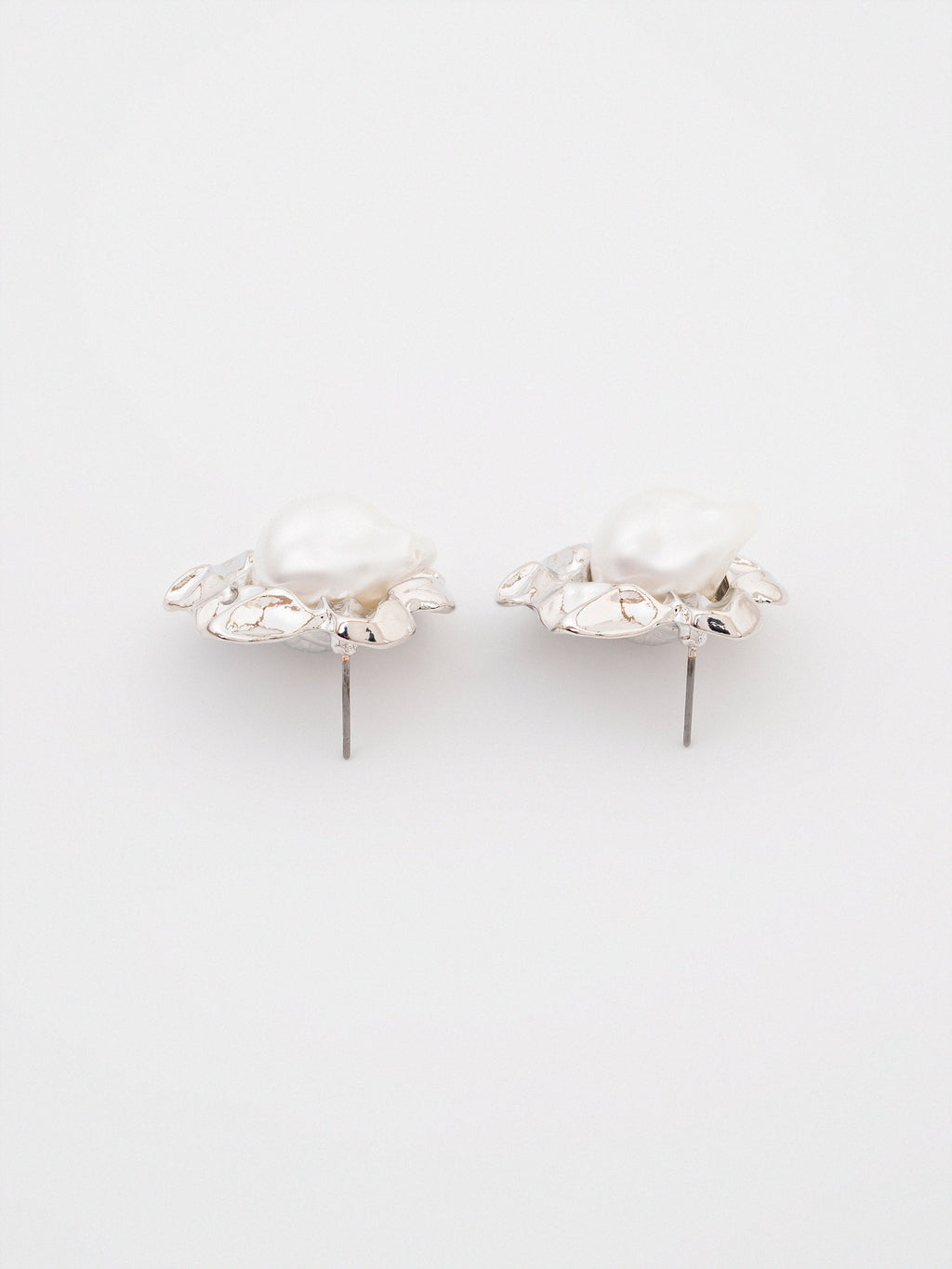 Pearl Studs