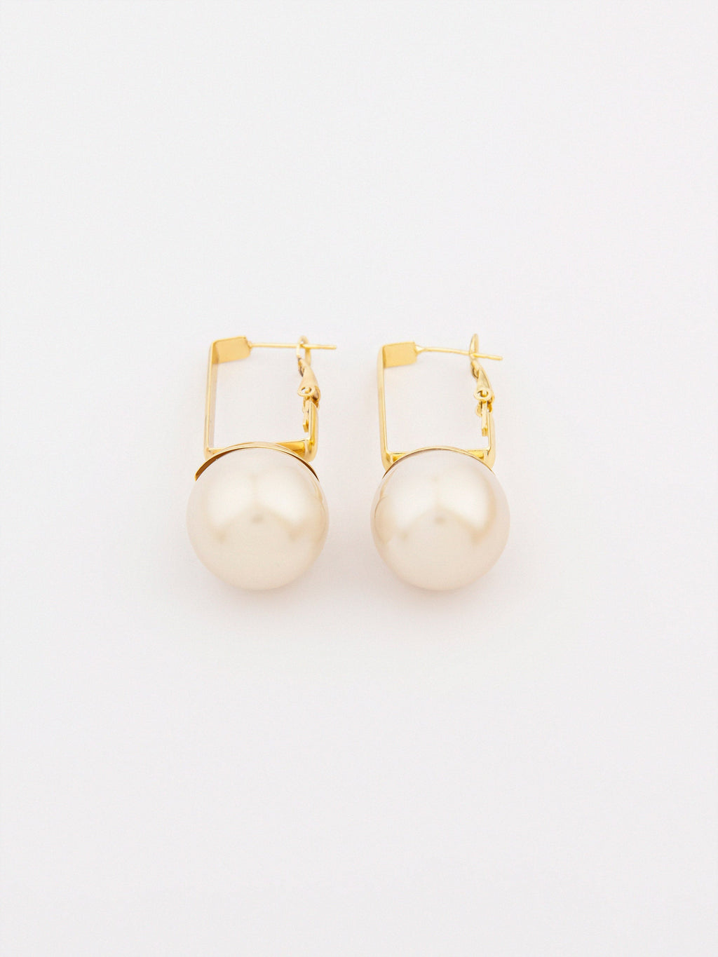 Pearl Drops