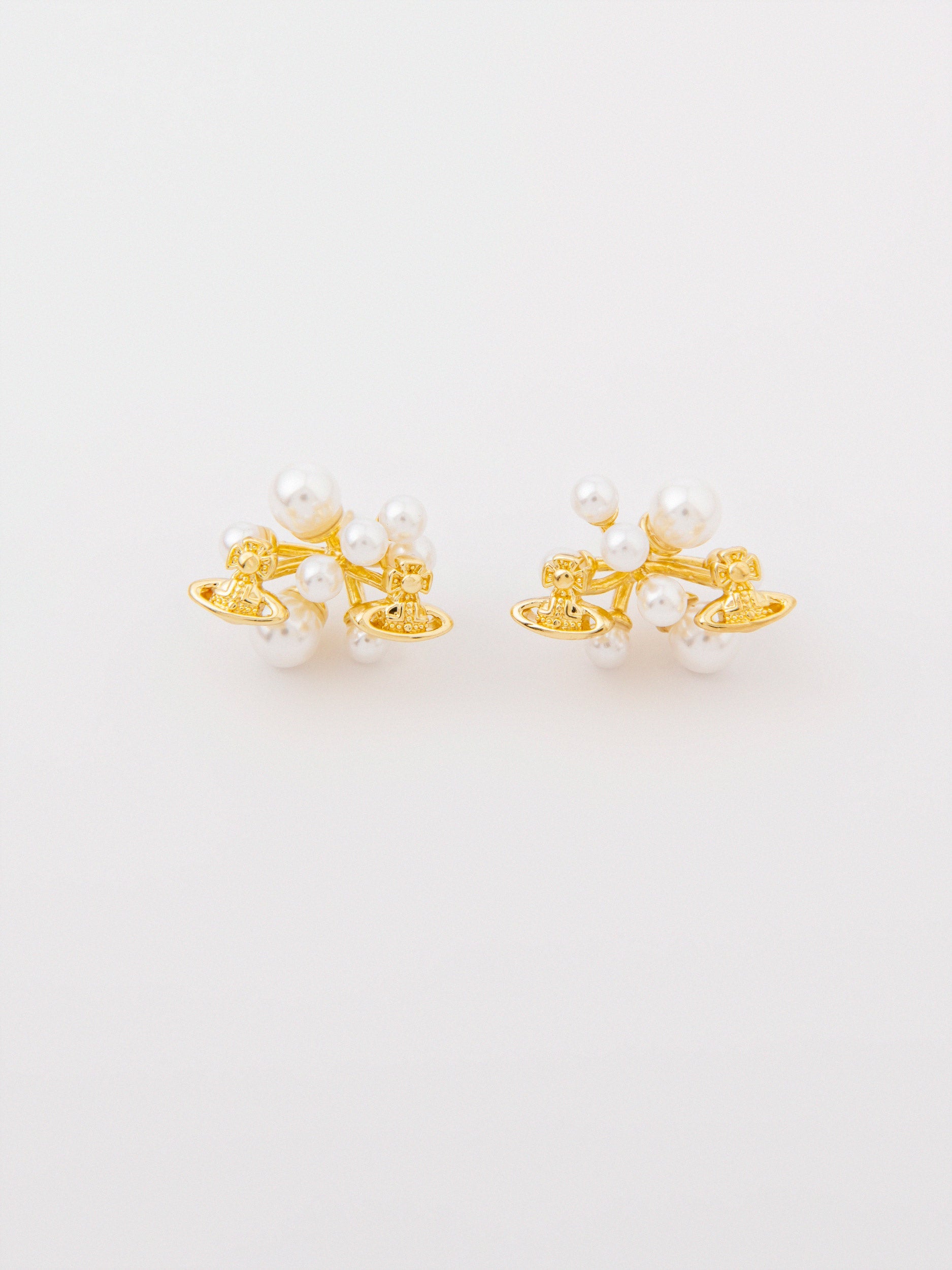 Pearl Studs