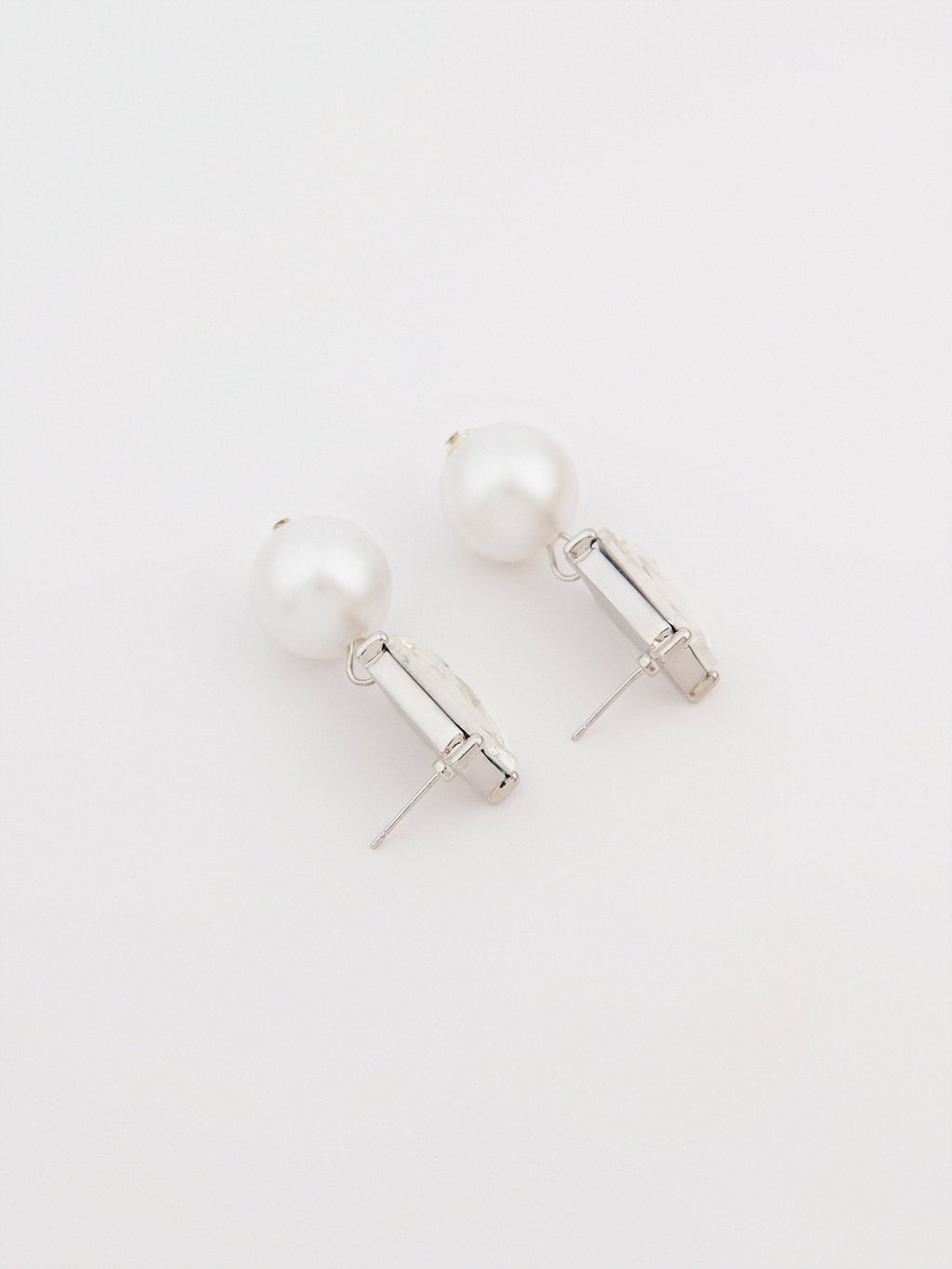 Pearl Drops