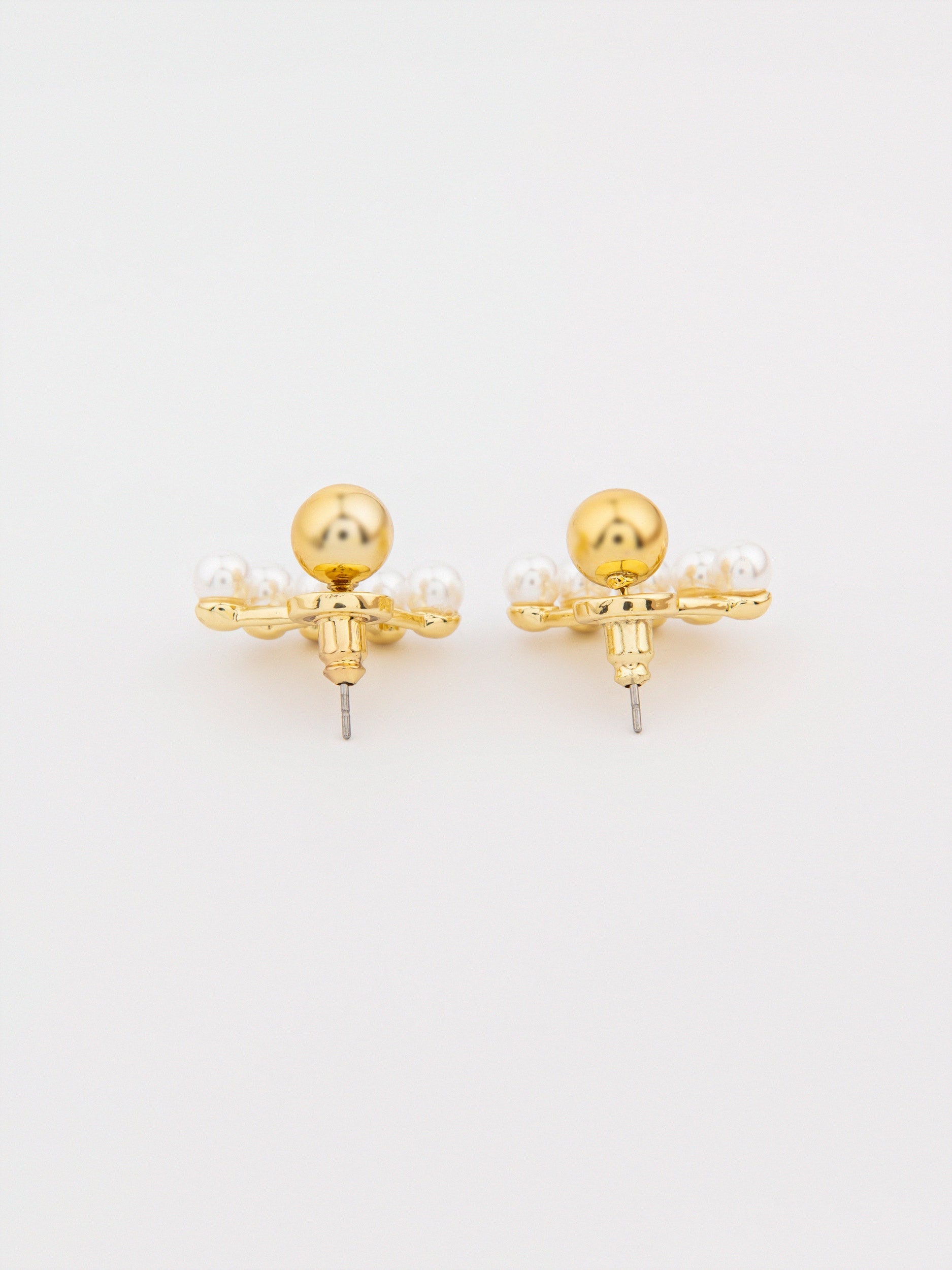 Pearl Cluster Studs