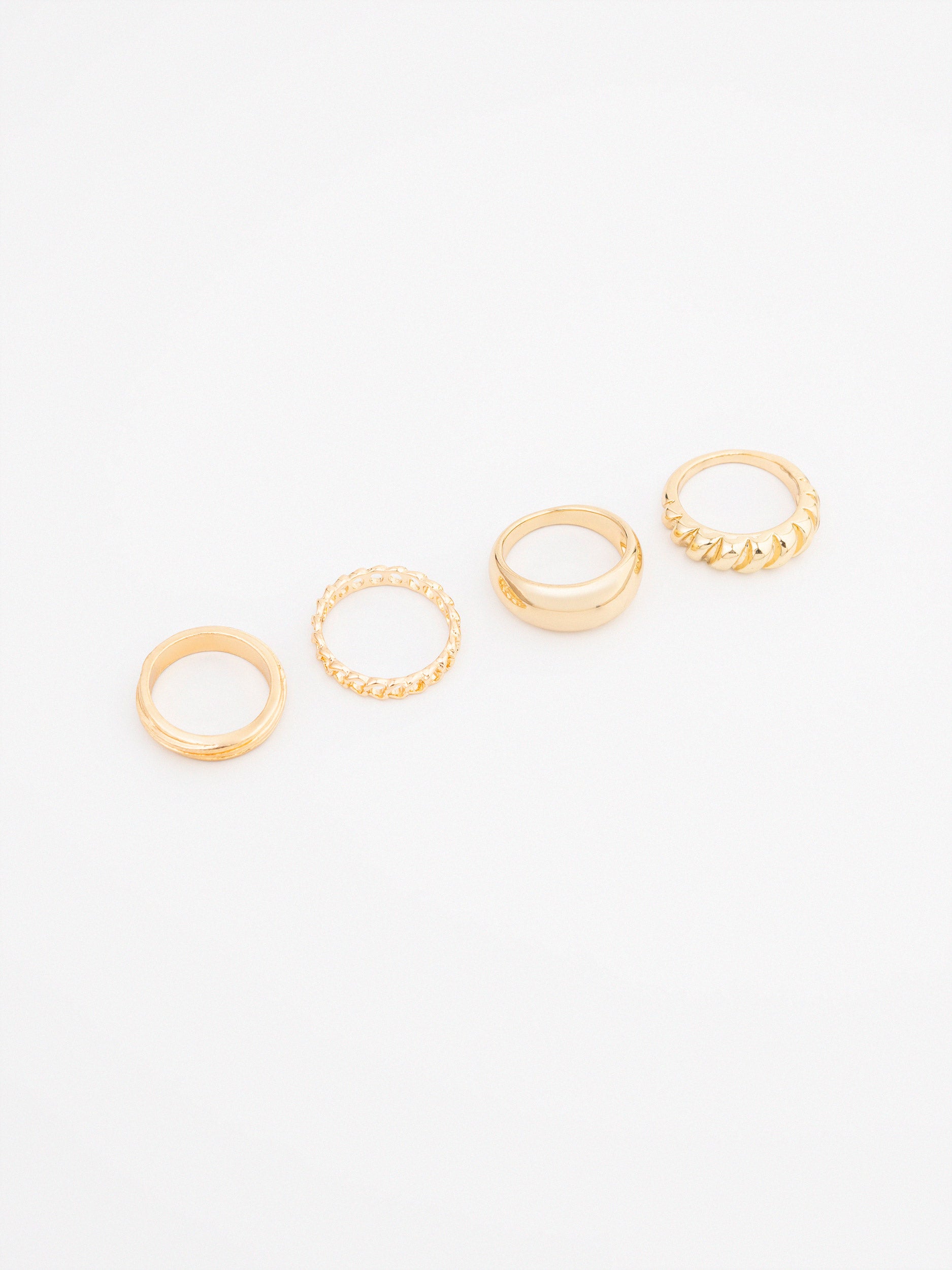 Geometric Ring Set