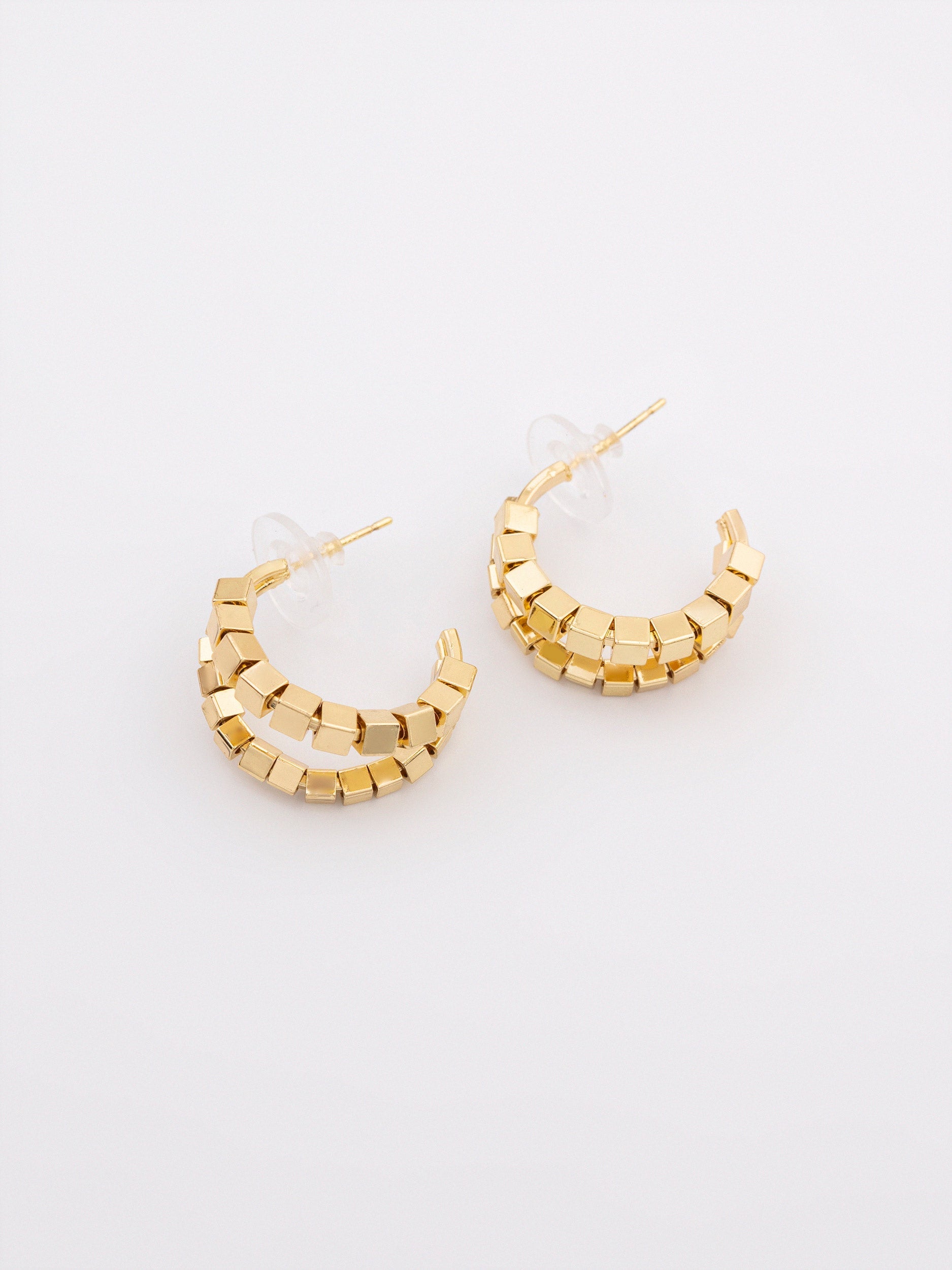 Curved Hoop Design