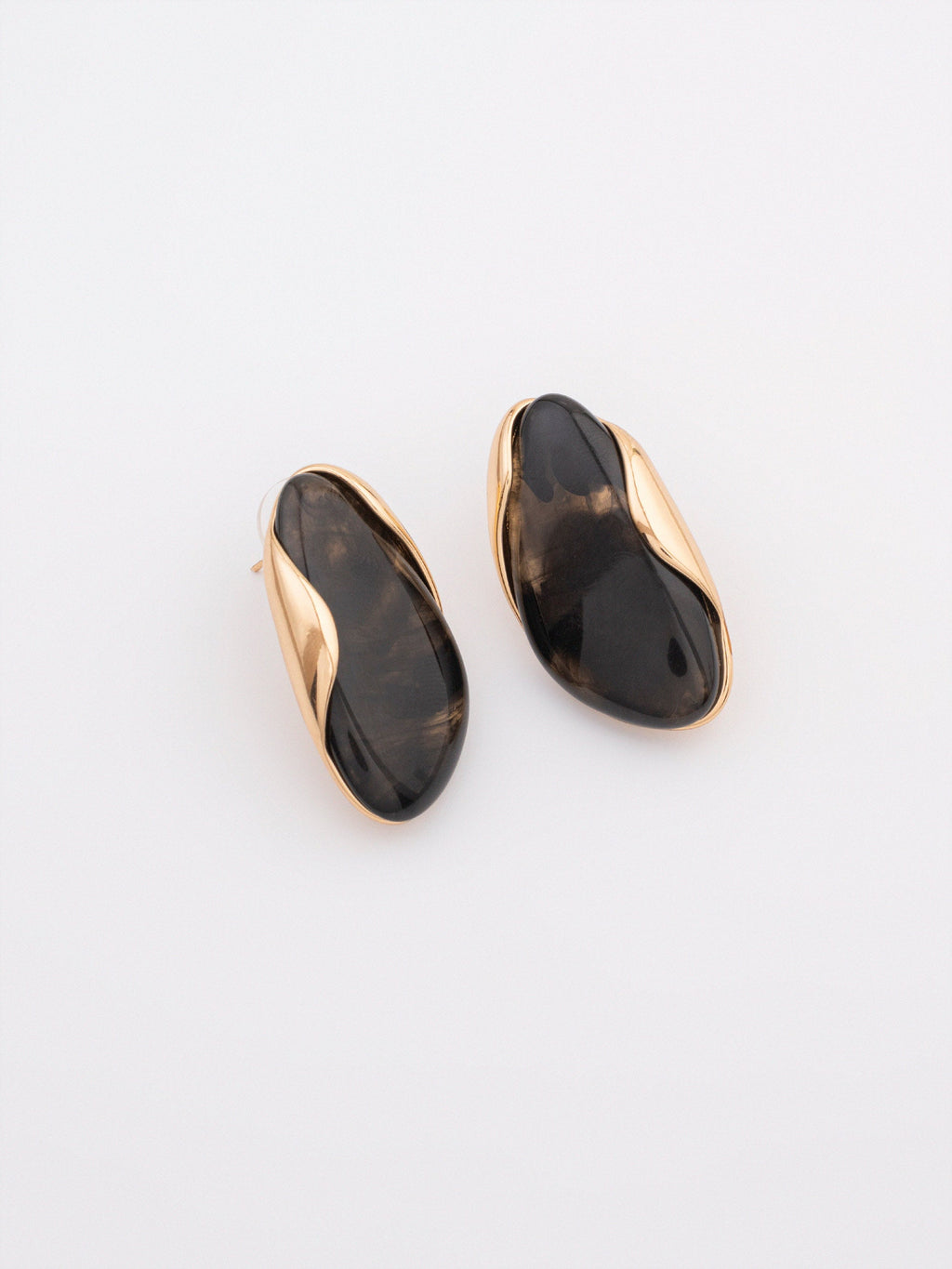 Oval Curved Studs