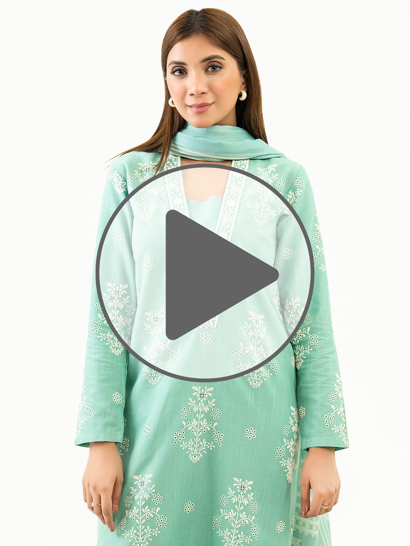 3 Piece Khaddar Suit-Embroidered (Pret)
