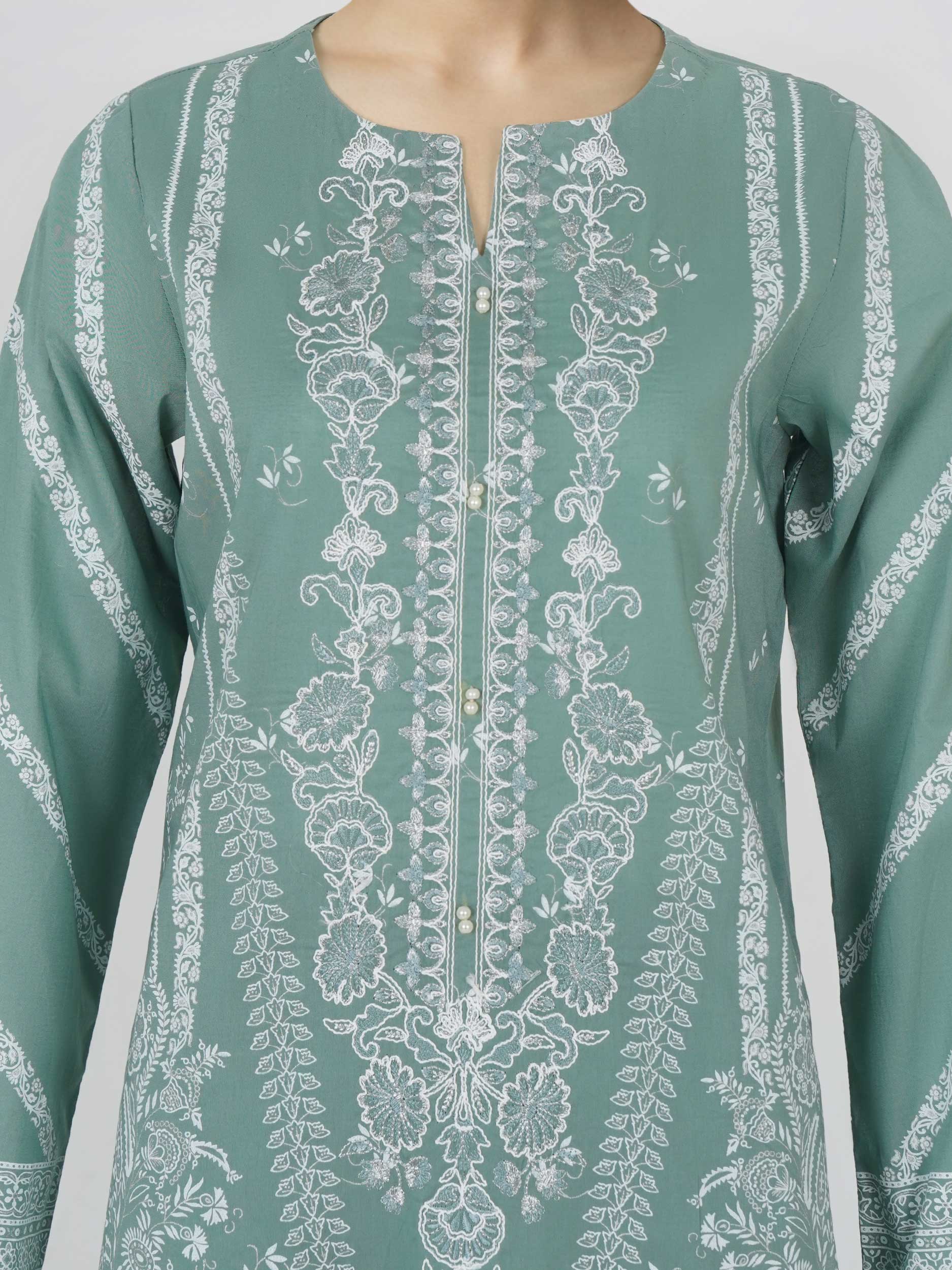 3 Piece Lawn Suit- Embroidered (Unstitched)