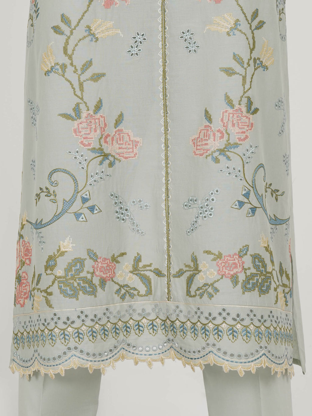 3 Piece Lawn Suit- Embroidered (Unstitched)