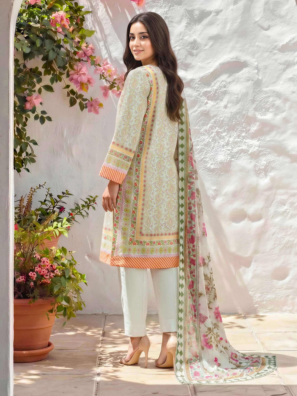 3 Piece Lawn Suit (Unstitched)