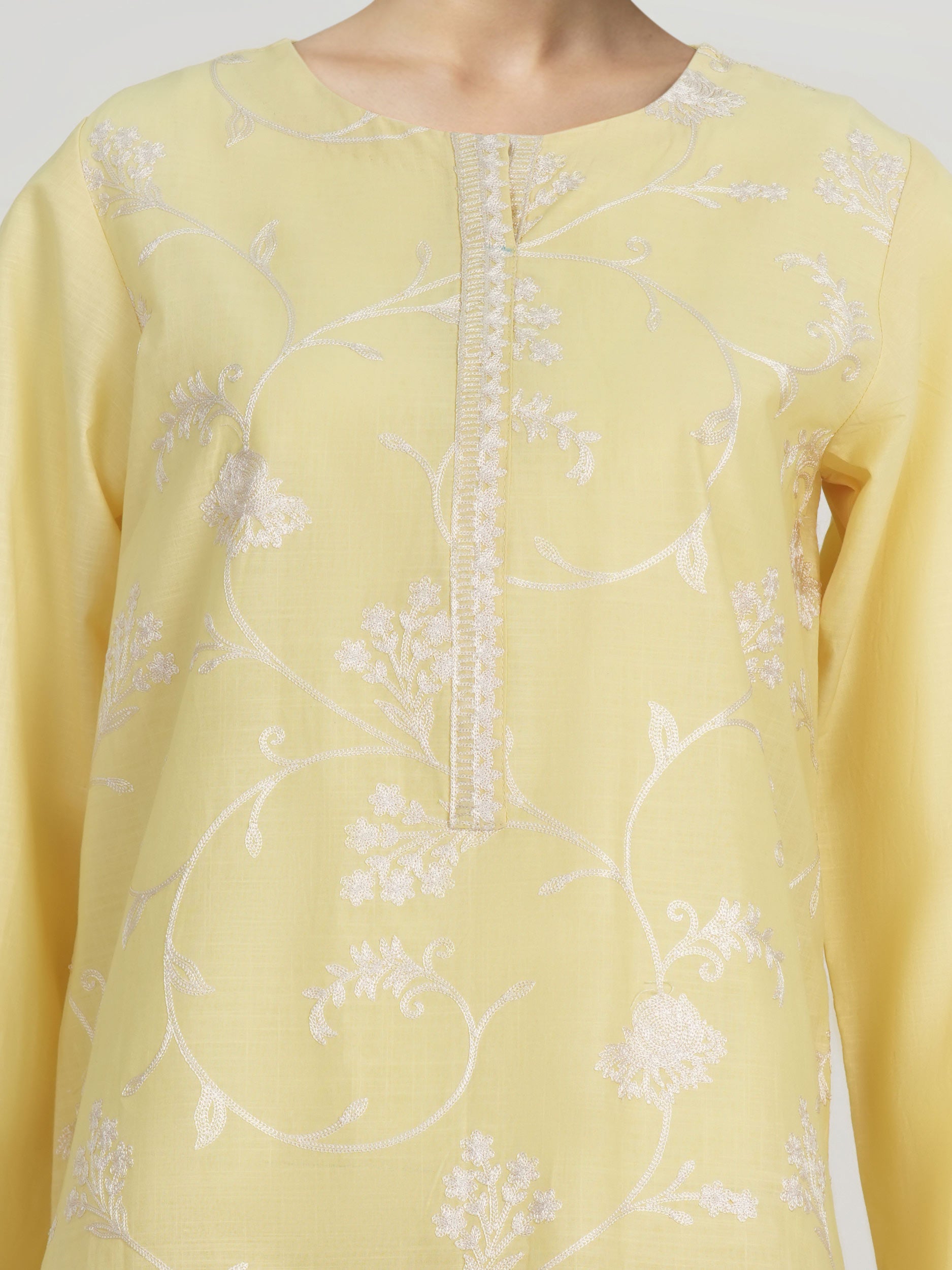 3 Piece Lawn Suit- Embroidered (Unstitched)
