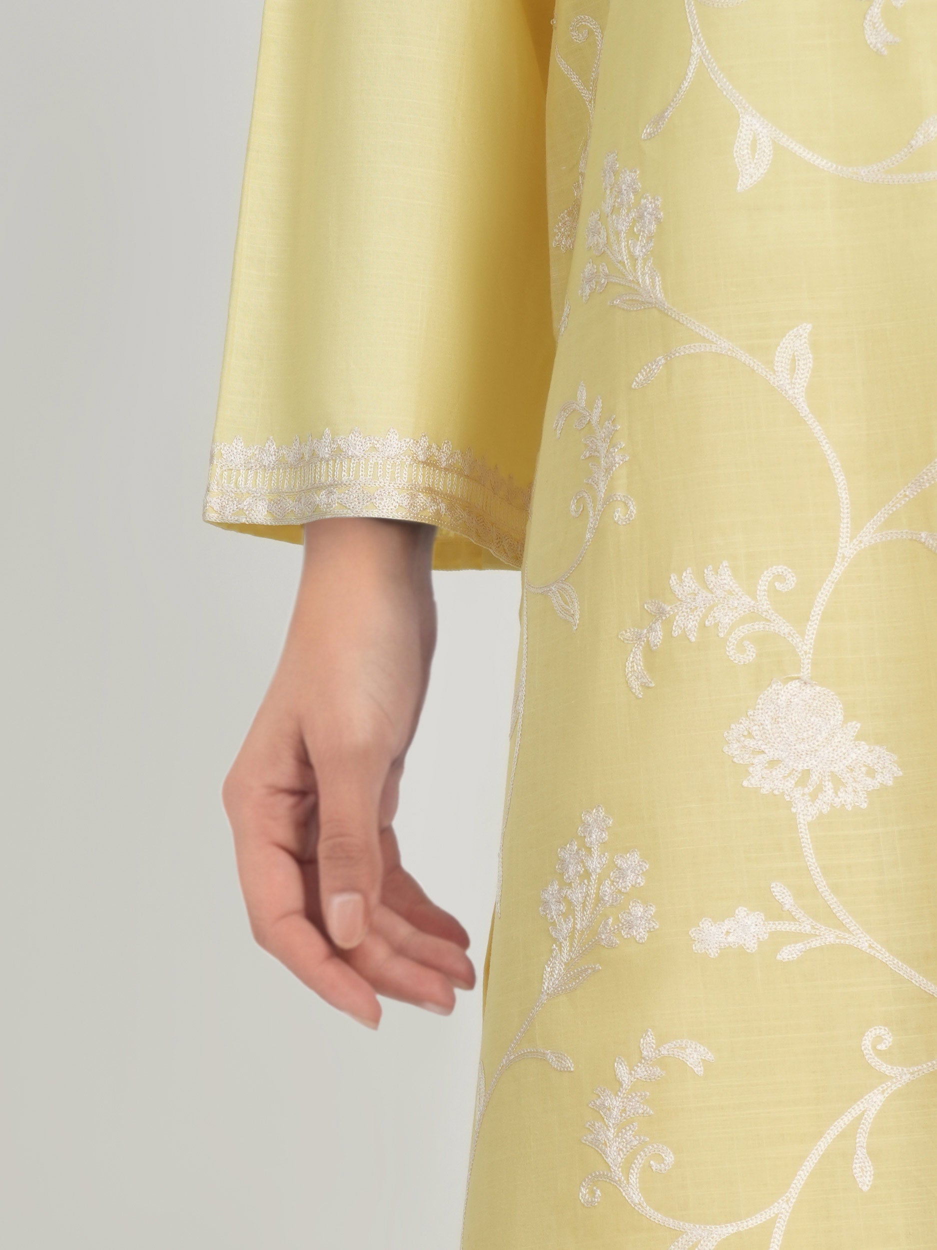 3 Piece Lawn Suit- Embroidered (Unstitched)