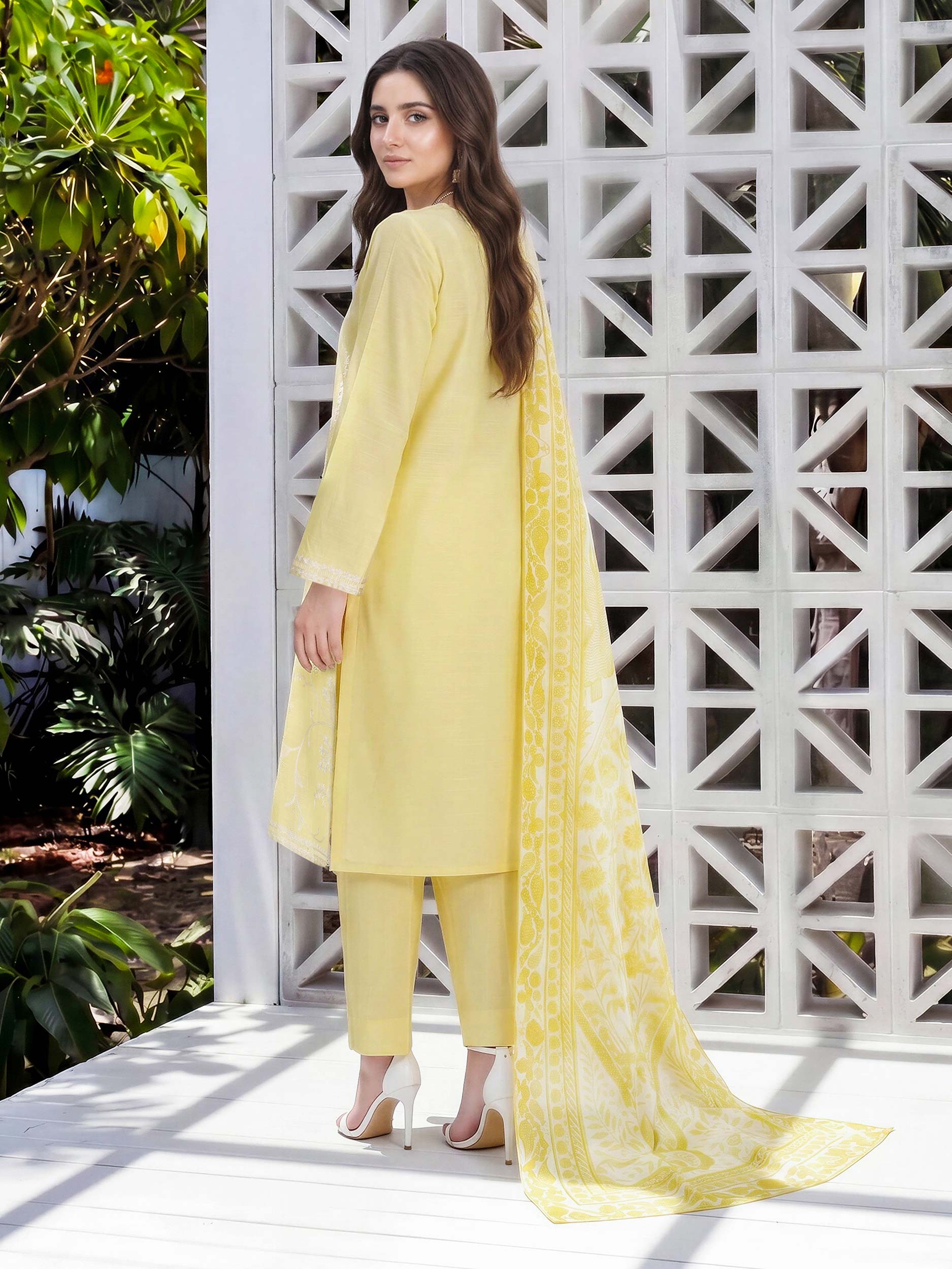 3 Piece Lawn Suit- Embroidered (Unstitched)
