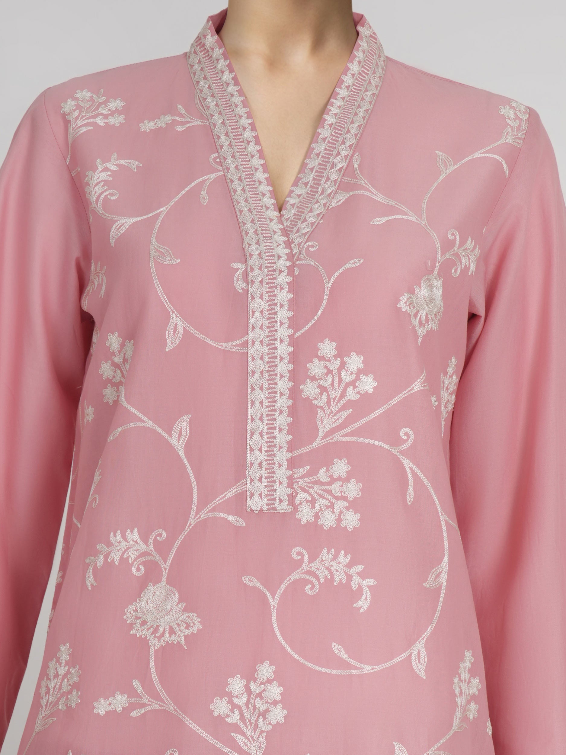 3 Piece Lawn Suit- Embroidered (Unstitched)