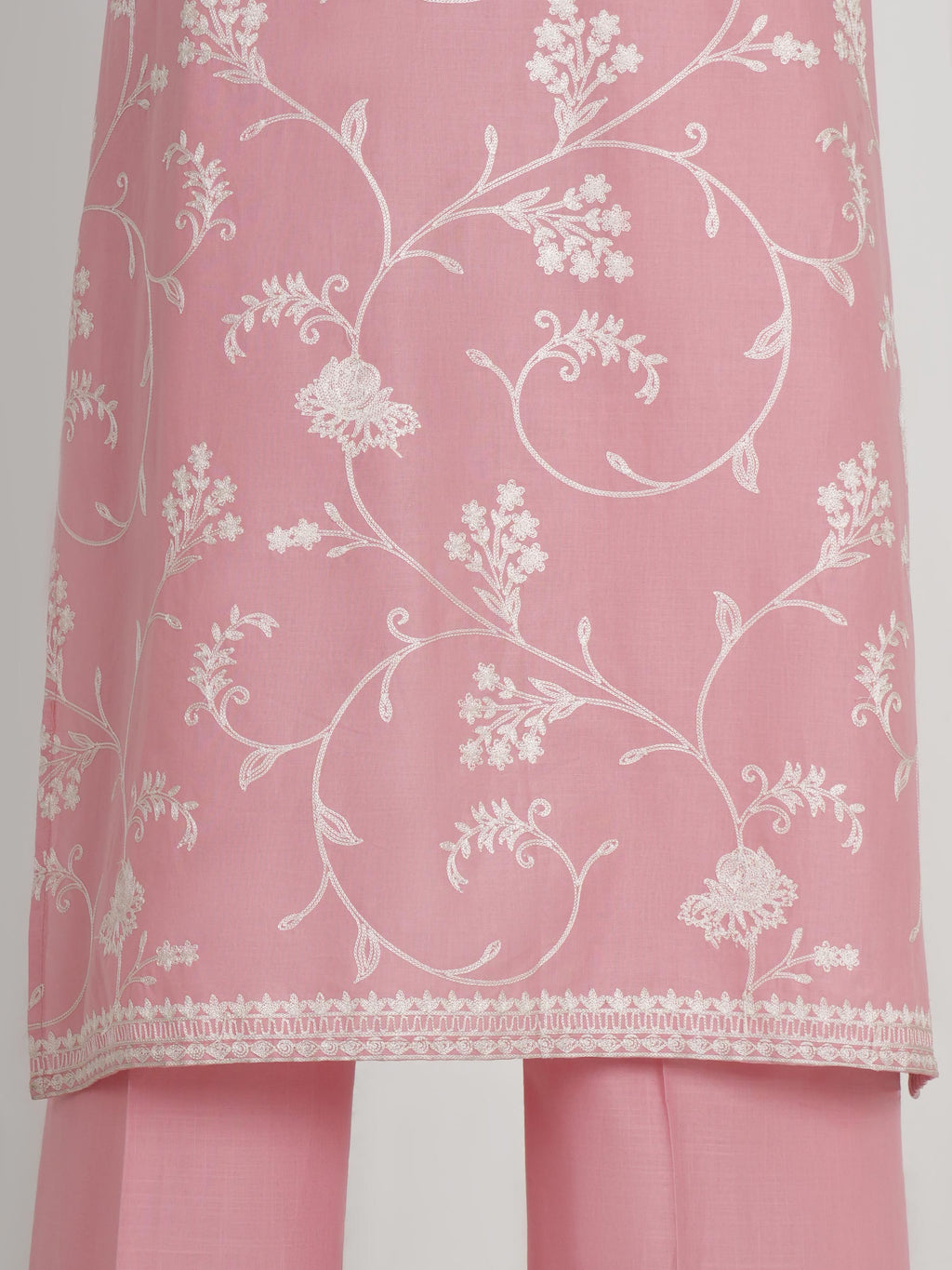 3 Piece Lawn Suit- Embroidered (Unstitched)