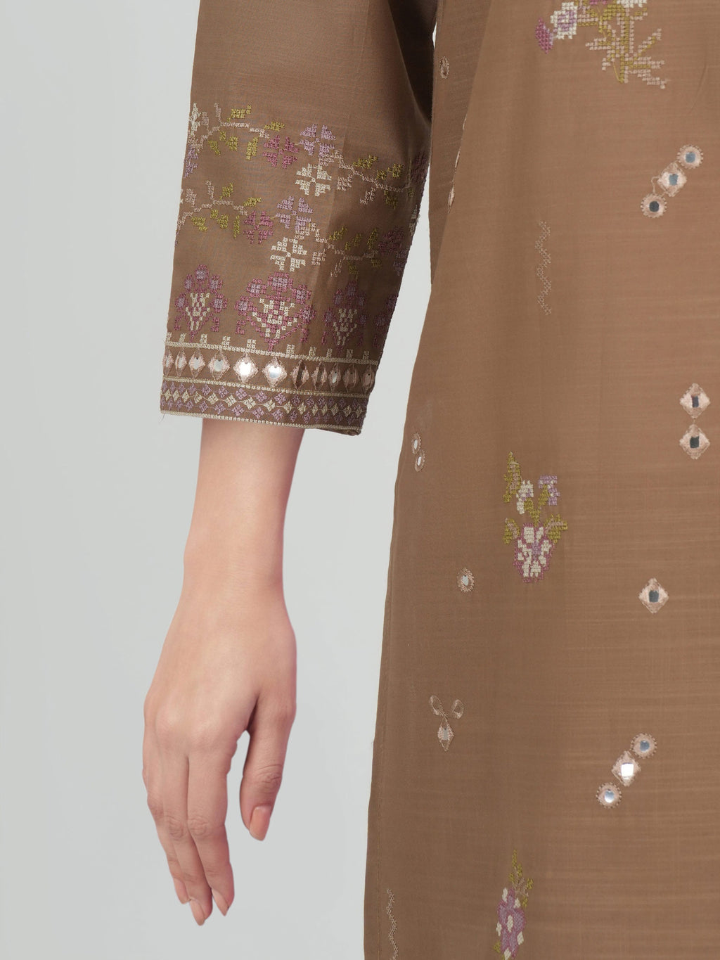 3 Piece Lawn Suit- Embroidered (Unstitched)