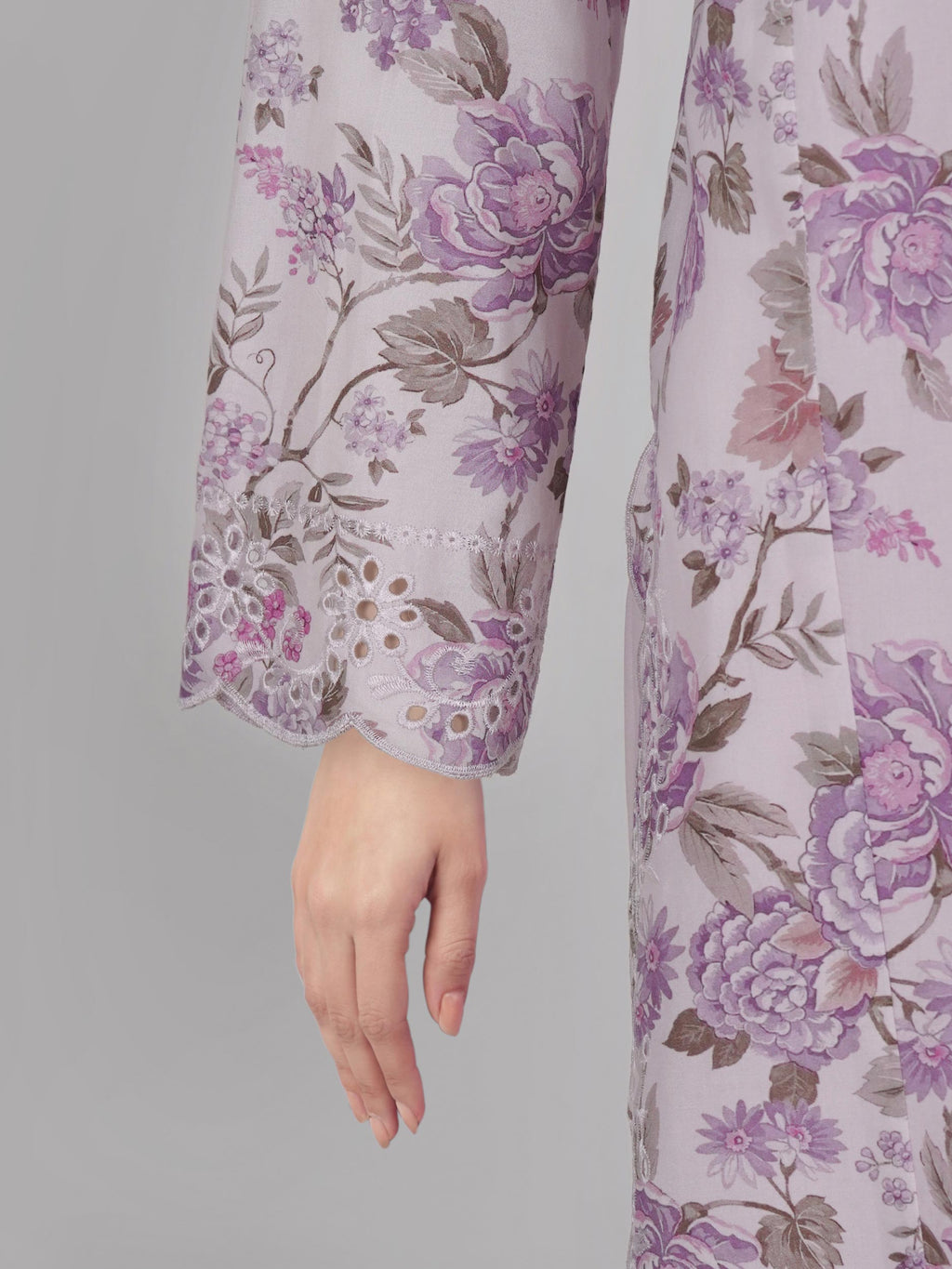 3 Piece Lawn Suit- Embroidered (Unstitched)
