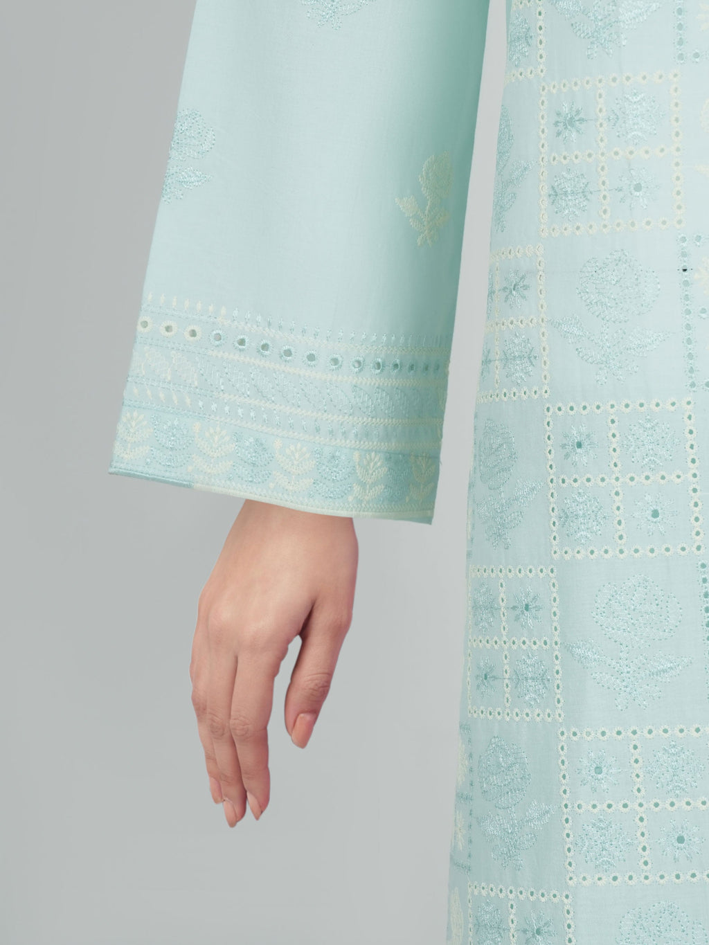 3 Piece Lawn Suit- Embroidered (Unstitched)