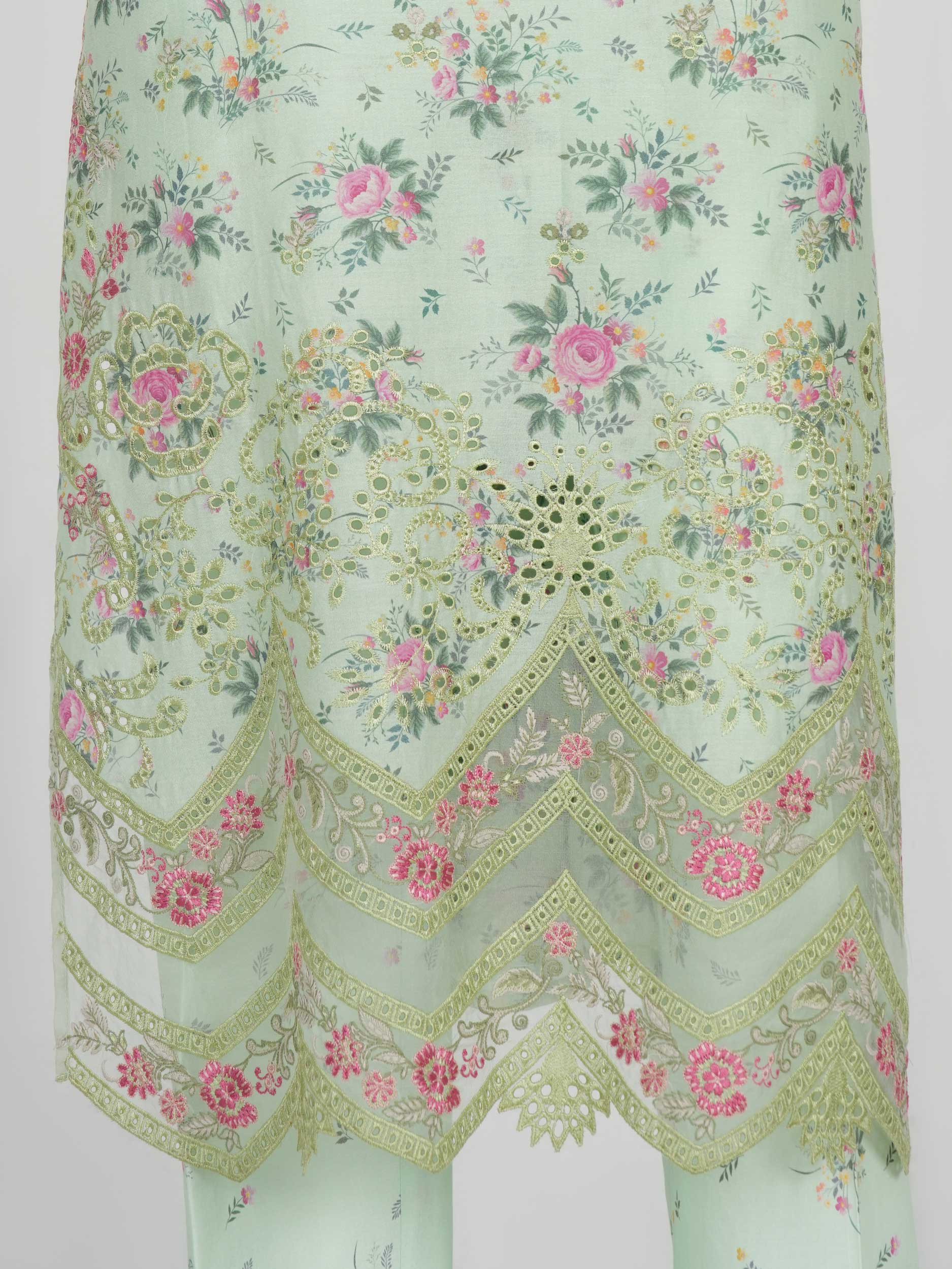 3 Piece Lawn Suit- Embroidered (Unstitched)
