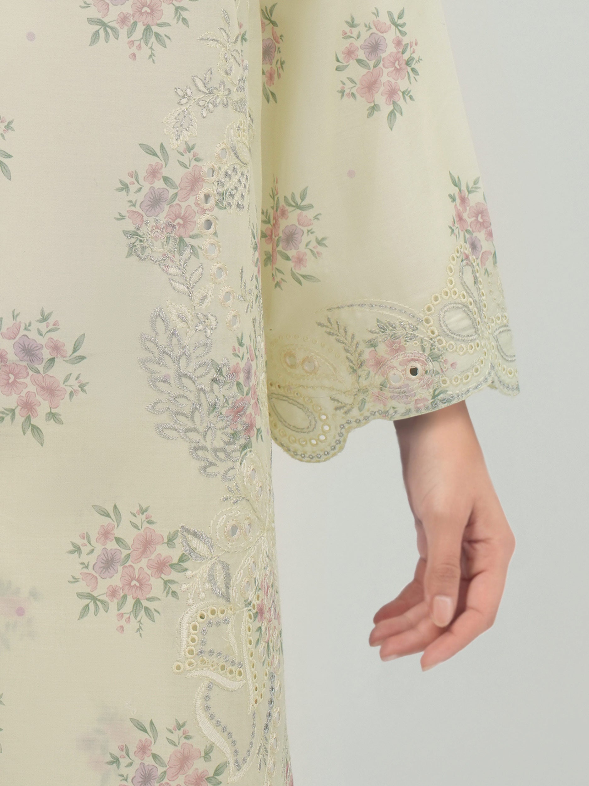3 Piece Lawn Suit- Embroidered (Unstitched)