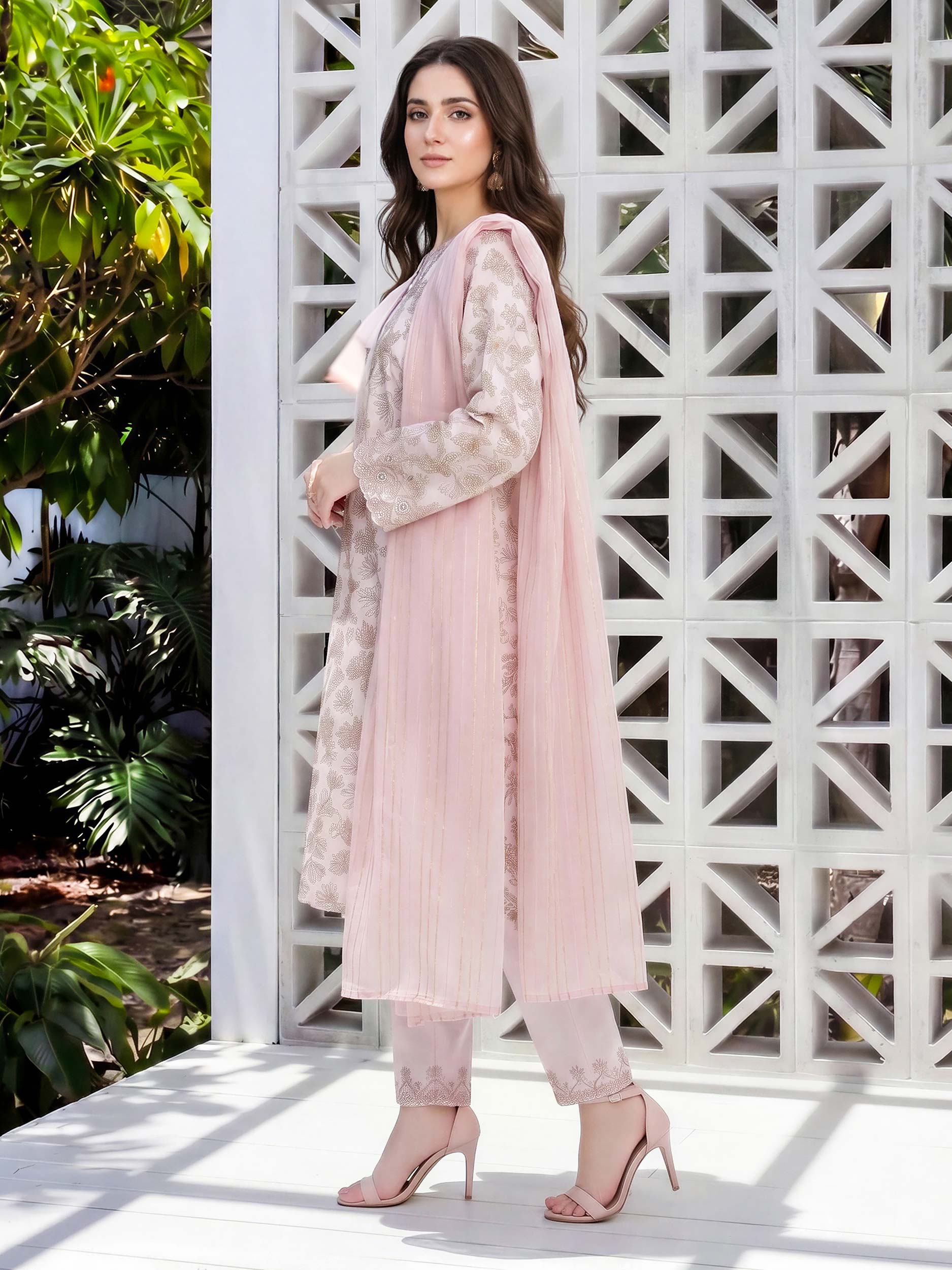 3 Piece Lawn Slub Suit- Embroidered (Unstitched)