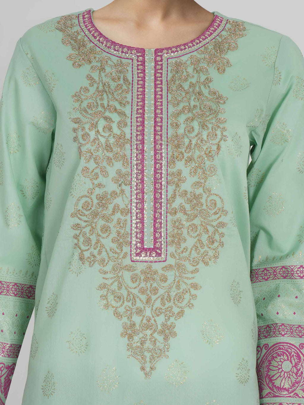 3 Piece Lawn Suit- Embroidered (Unstitched)