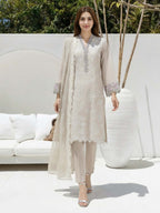 3 Piece Lawn Suit- Embroidered (Unstitched)