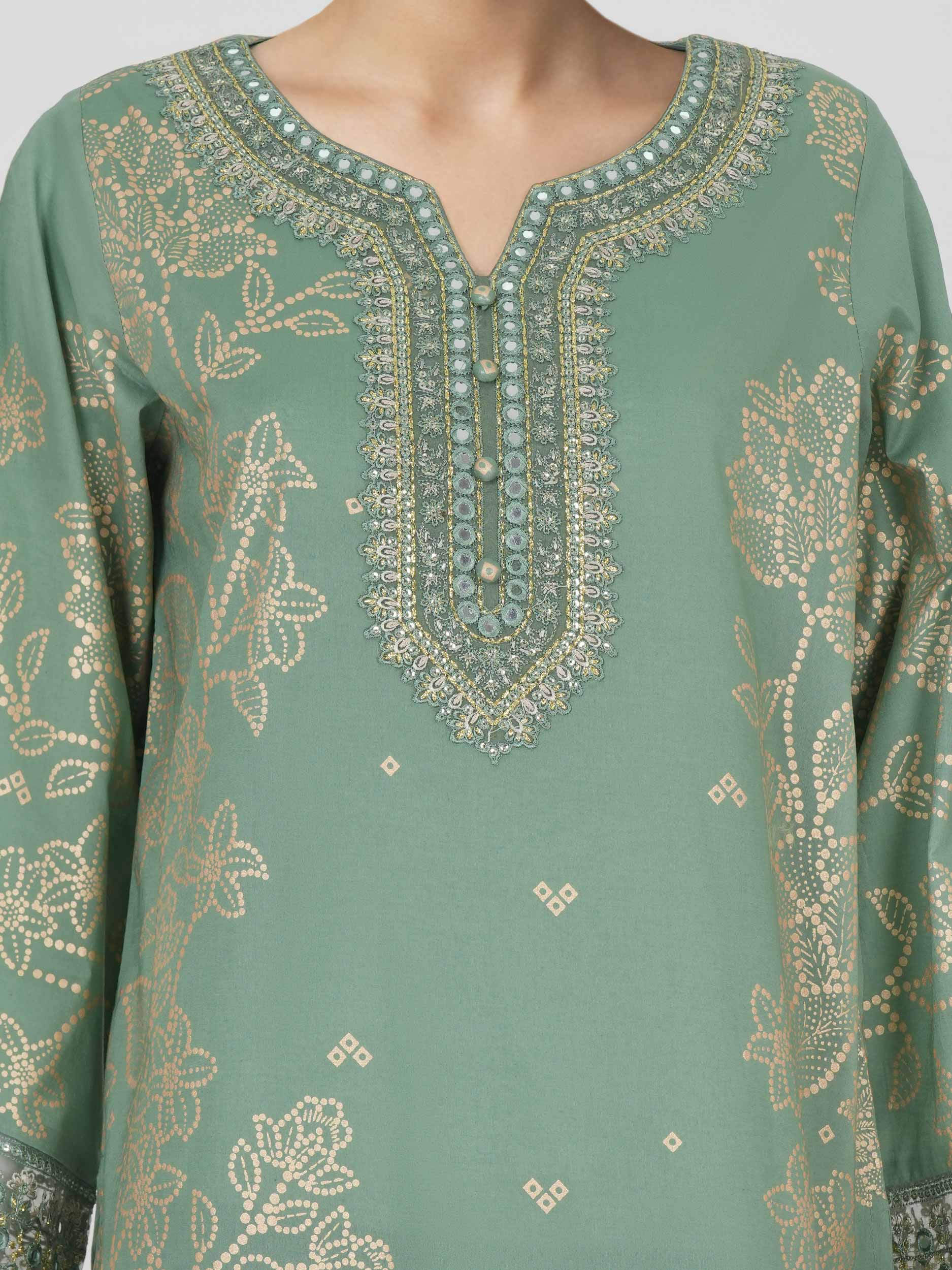3 Piece Lawn Suit-  Embroidered (Unstitched)